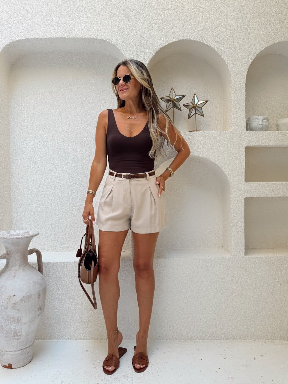 Nişantaşı Butik KAHVE KEMERLİ TAŞ TEK PİLE TENSEL ŞORT
