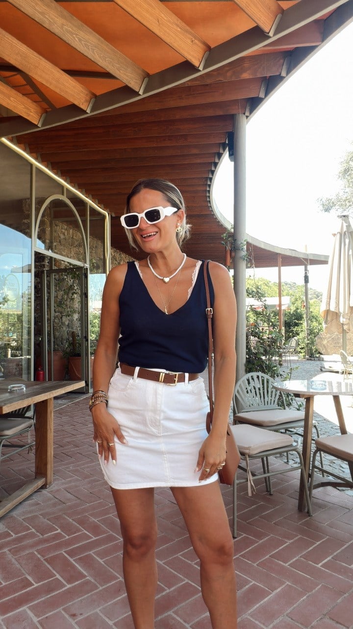 Nişantaşı Butik KEMERLİ MİNİ BEYAZ JEAN ETEK