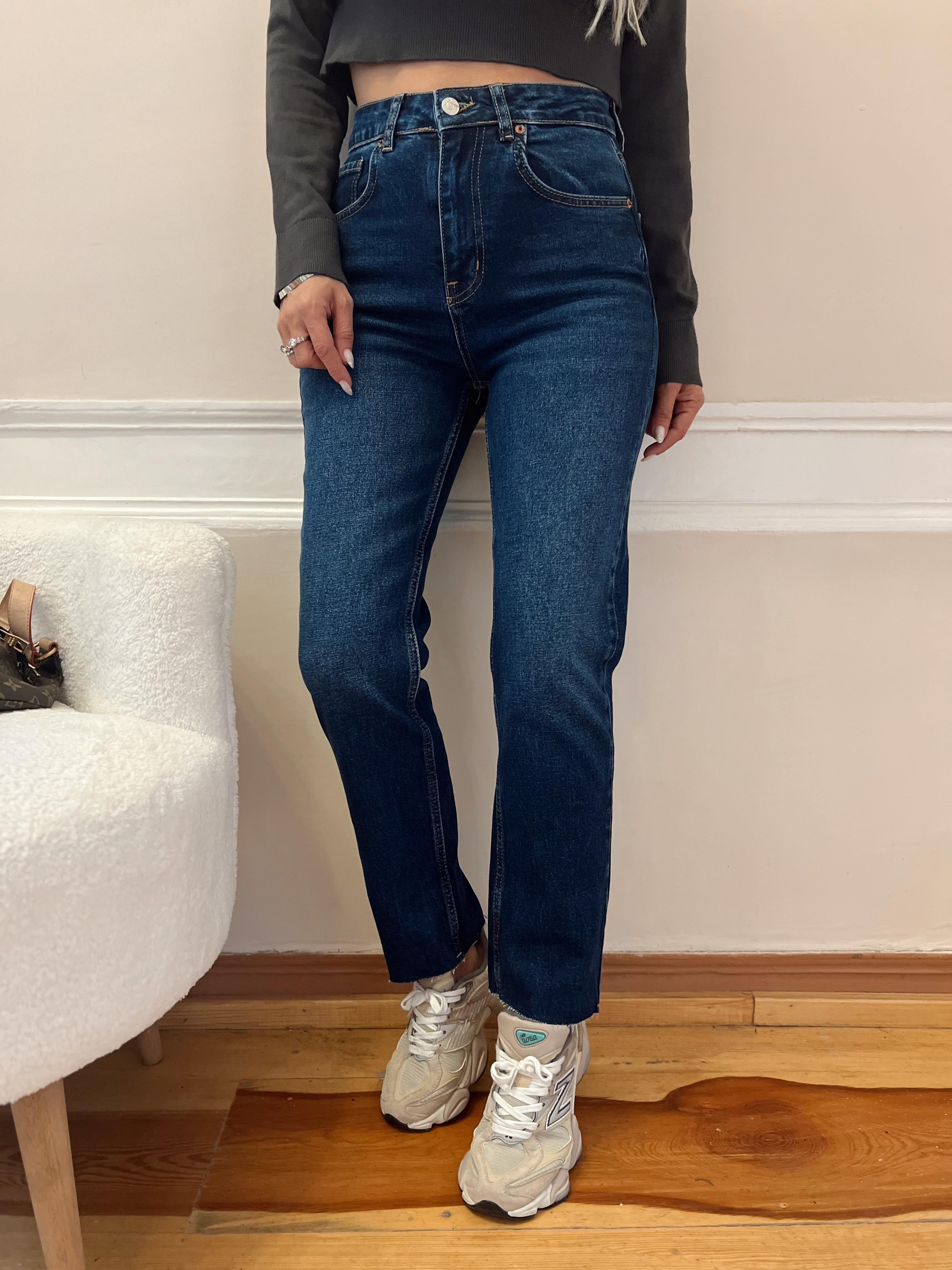 Nişantaşı Butik KESİK PAÇA KLASİK MAVİ BOYFİT