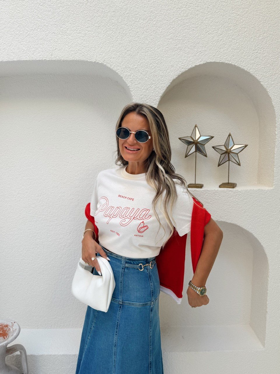 Nişantaşı Butik KIRMIZI YAZI DETAY BEYAZ TSHİRT