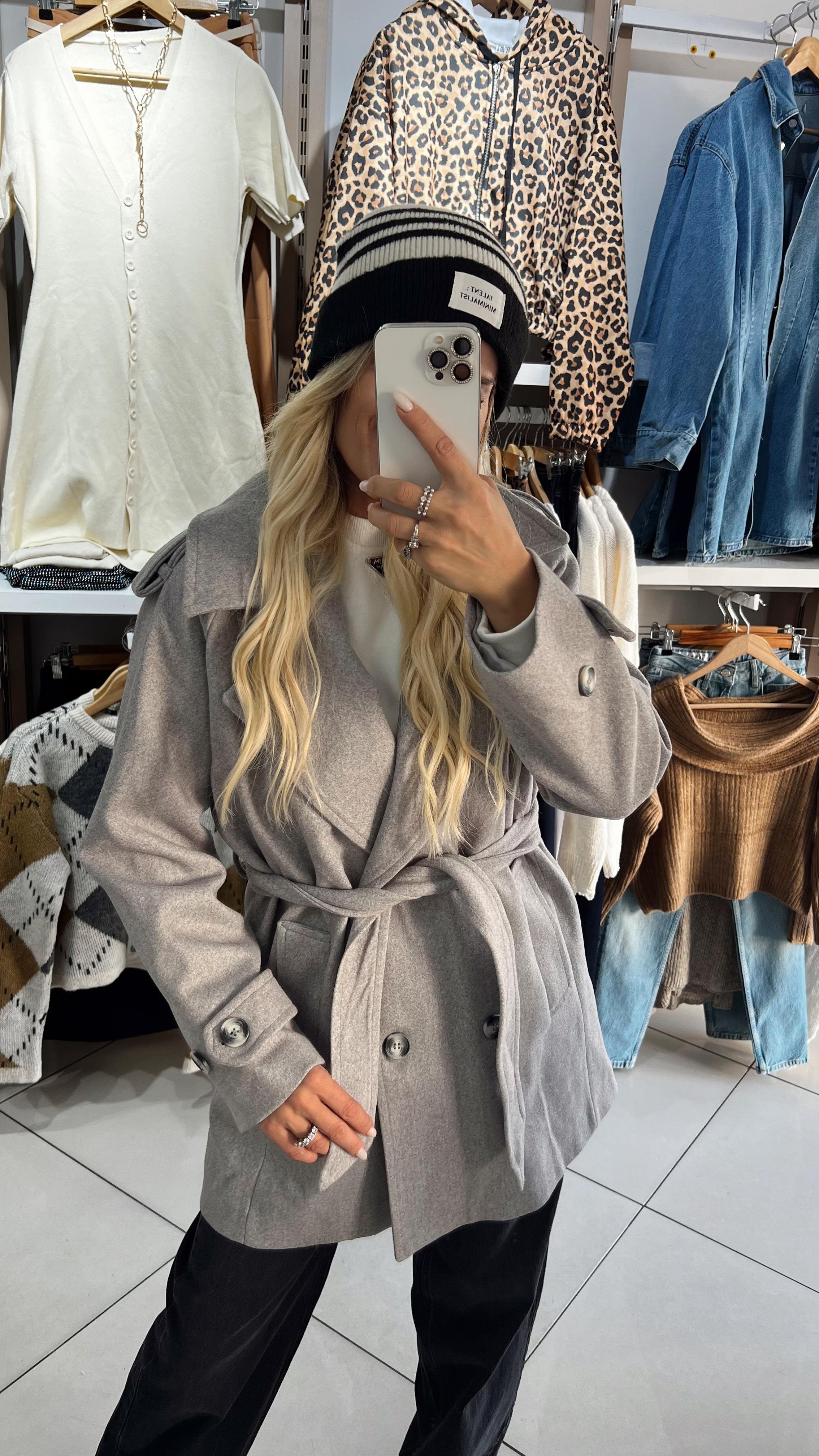 Nişantaşı Butik MANŞET DETAY KAŞE KABAN GRİ