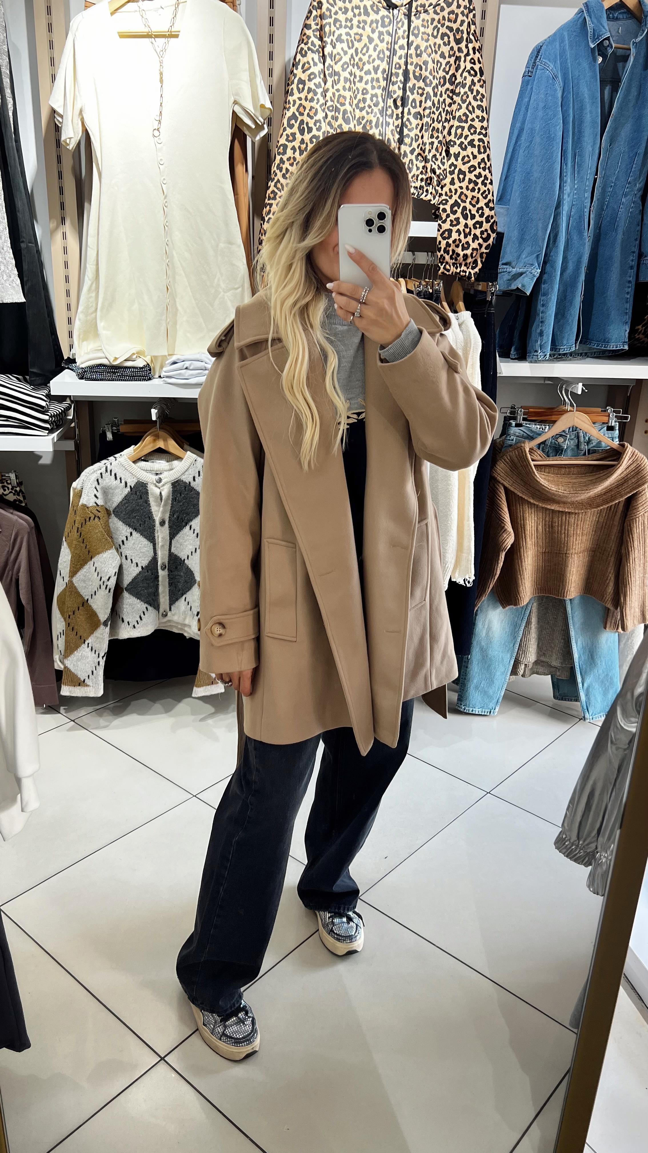 Nişantaşı Butik MANŞET DETAY KAŞE KABAN VİZON