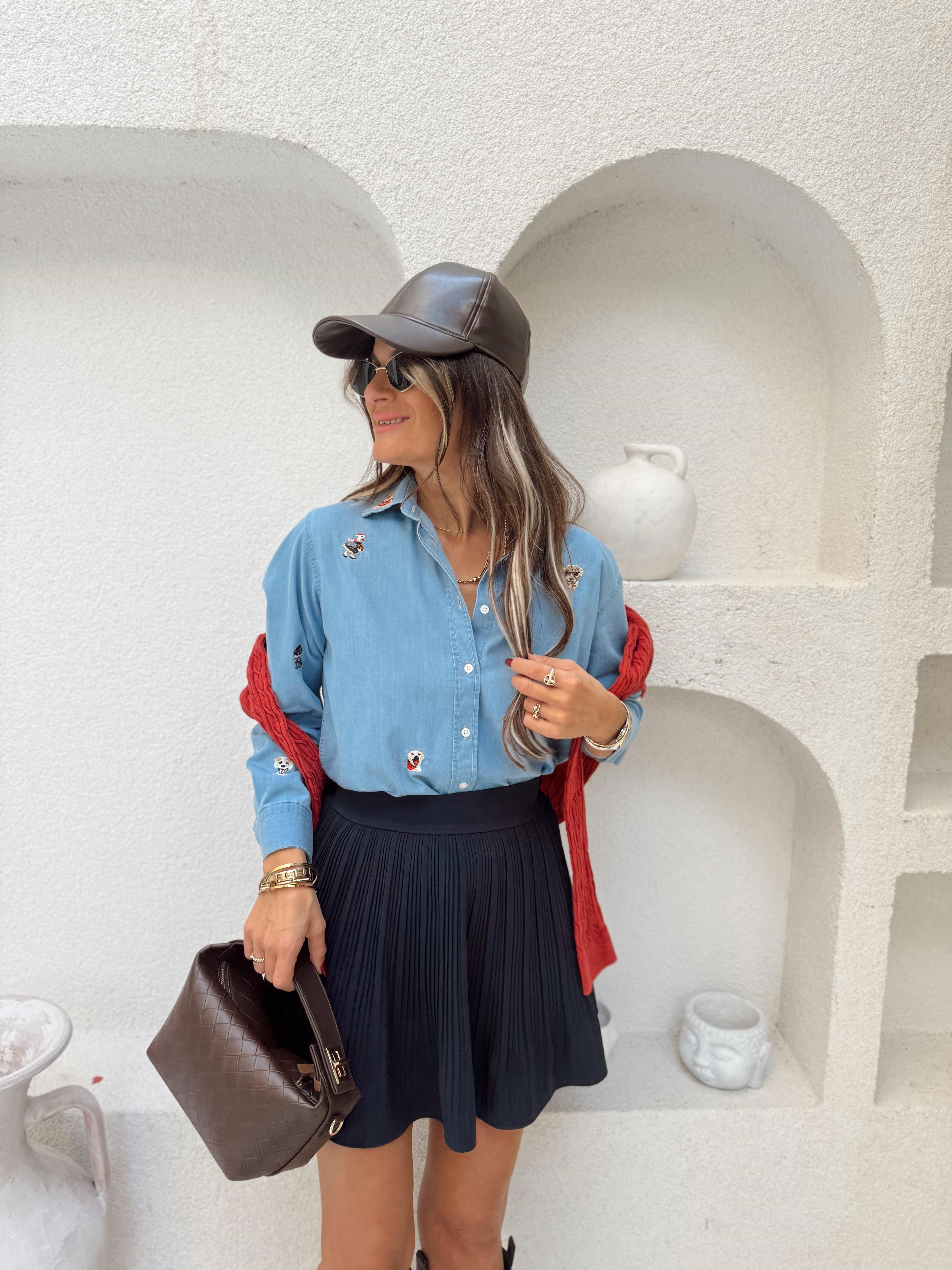 Nişantaşı Butik MİNİMAL NAKIS DETAY KOT GÖMLEK 