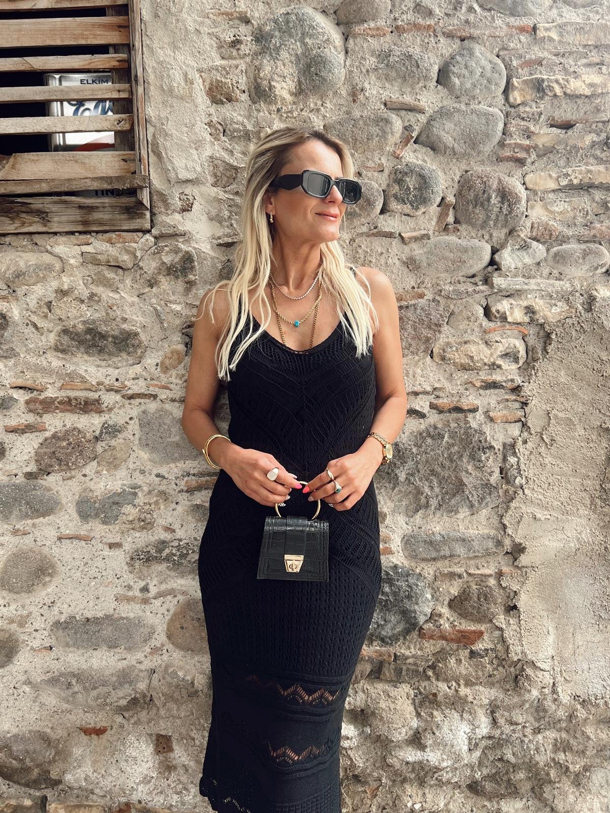 Nişantaşı Butik ÖN ARKA V YAKA ÖRME ELBİSE SİYAH