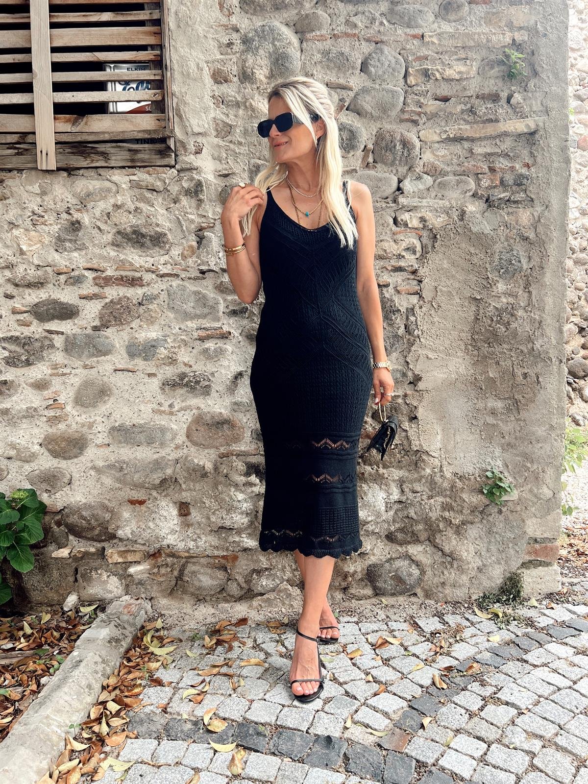Nişantaşı Butik ÖN ARKA V YAKA ÖRME ELBİSE SİYAH