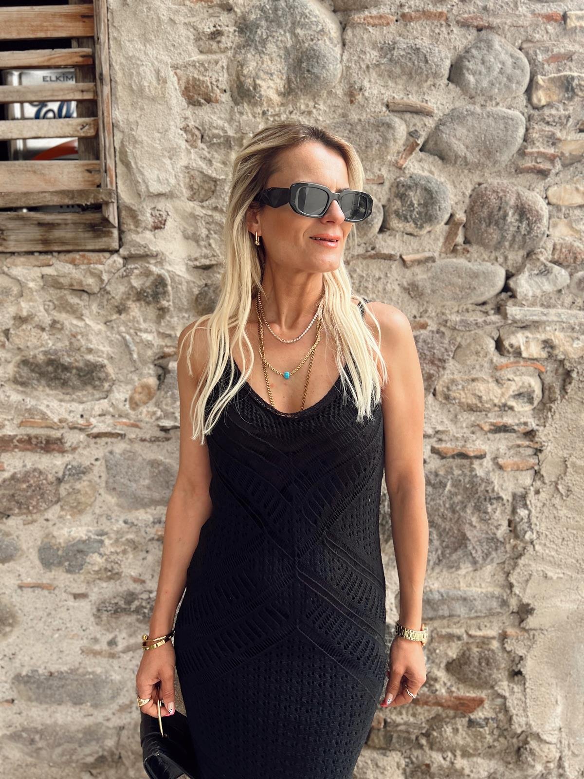 Nişantaşı Butik ÖN ARKA V YAKA ÖRME ELBİSE SİYAH
