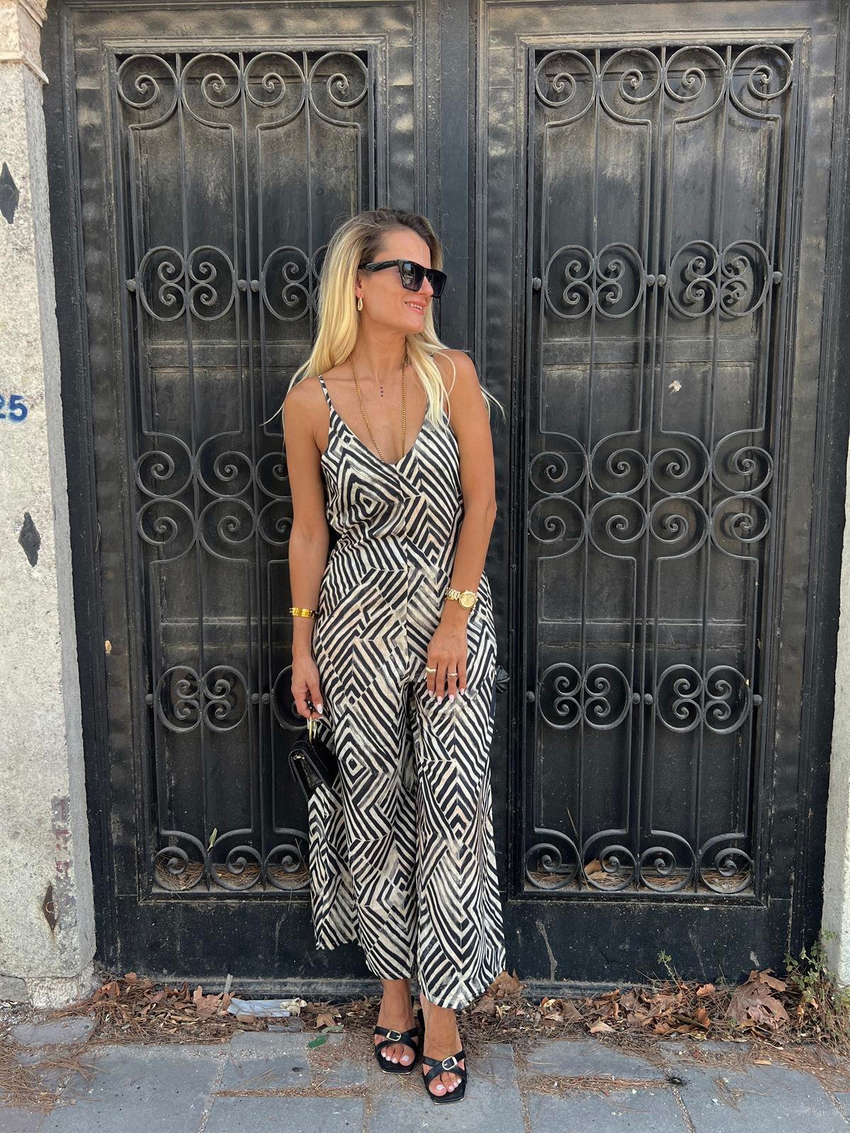 Nişantaşı Butik ÖN ARKA V YAKA TULUM