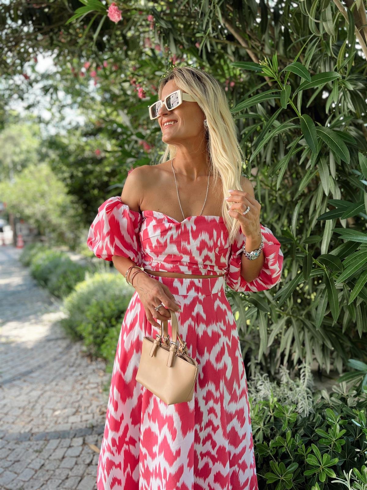 Nişantaşı Butik PEMBE DESENLİ ETEK CROP TAKIM