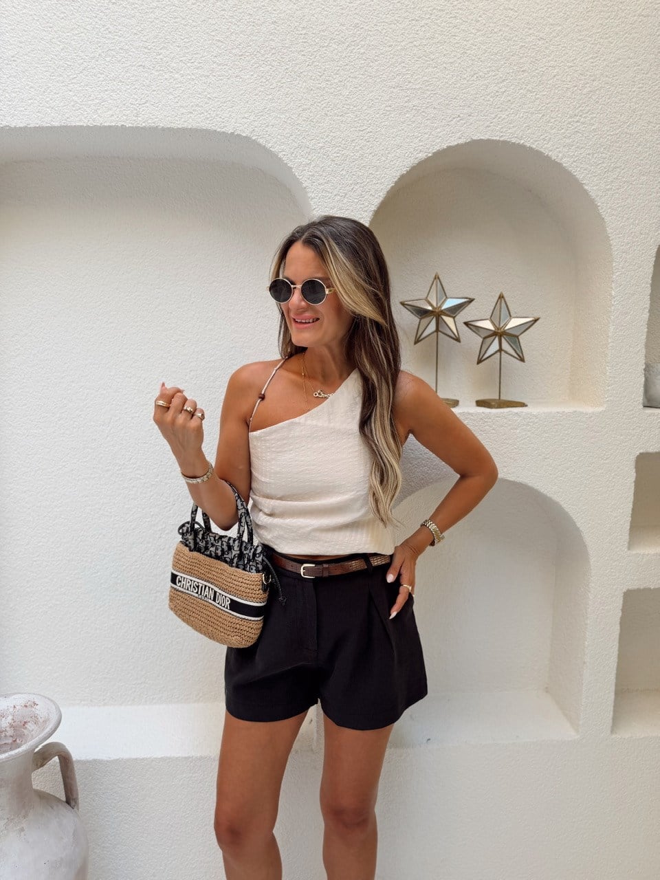 Nişantaşı Butik SIRT DETAY ASİMETRİK BEJ BLUZ