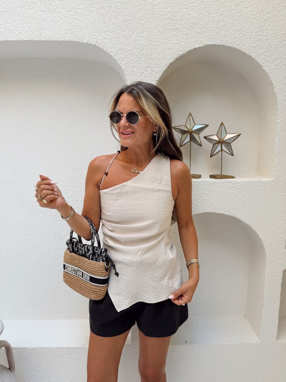 Nişantaşı Butik SIRT DETAY ASİMETRİK BEJ BLUZ