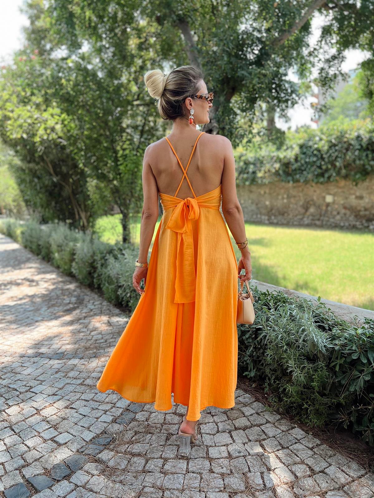 Nişantaşı Butik SIRT DETAY KETEN ELBİSE TURUNCU