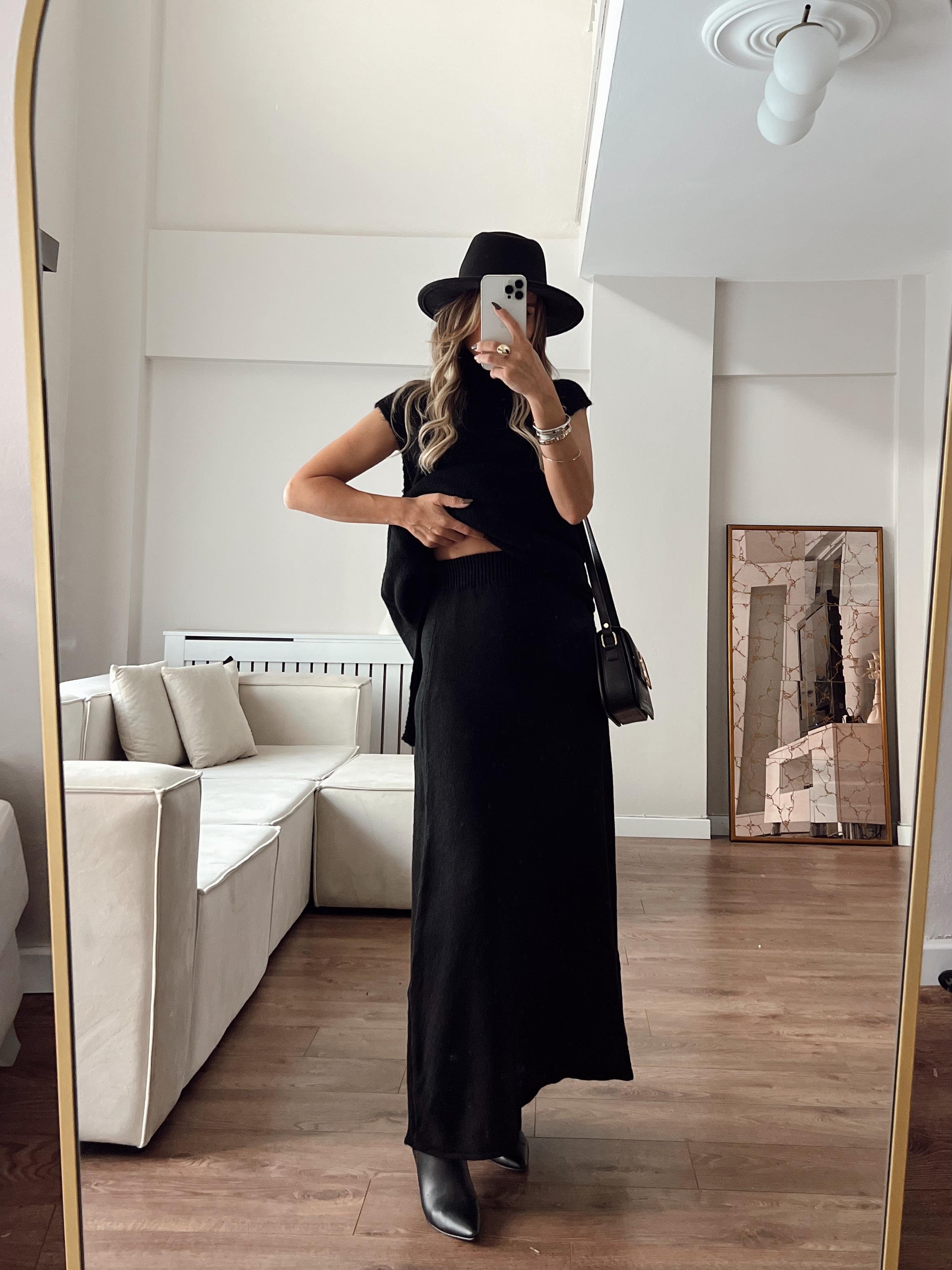Nişantaşı Butik SÜVETER ETEK TRİKO TAKIM SİYAH