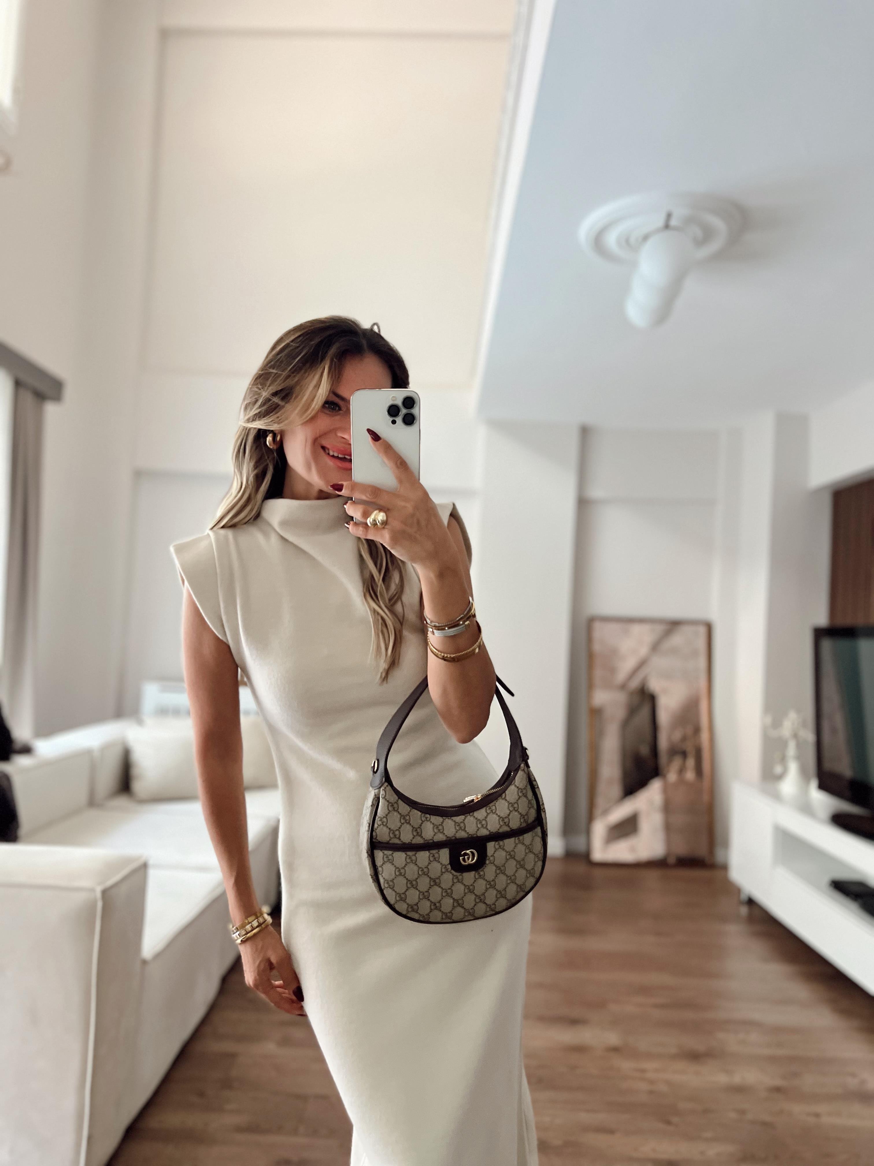 Nişantaşı Butik T MODEL DİK YAKA ELBİSE EKRU