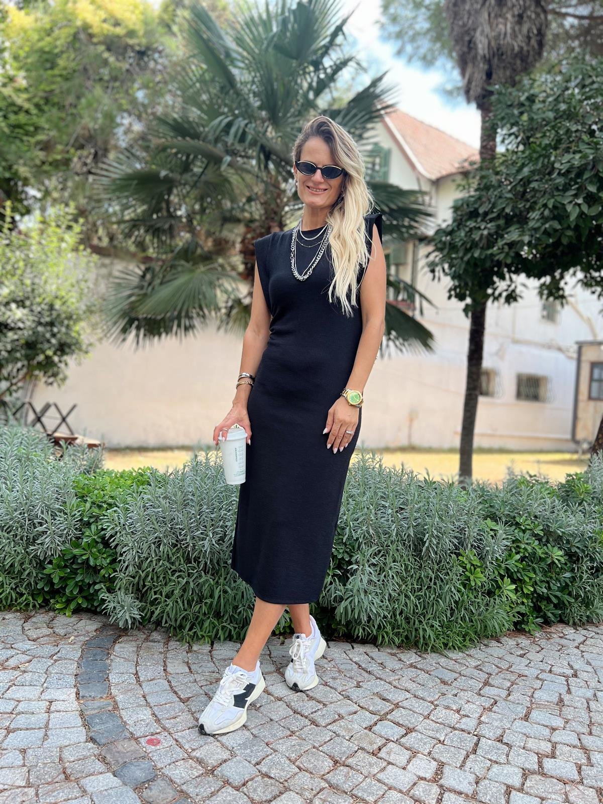 Nişantaşı Butik T MODEL ELBİSE SİYAH