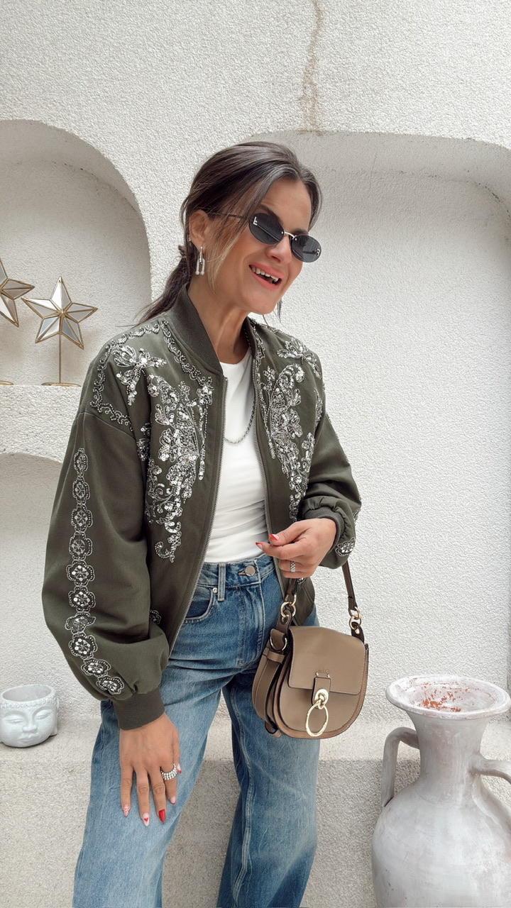 Nişantaşı Butik TAŞ NAKIŞ İŞLEMELİ CEKET HAKİ YEŞİL 