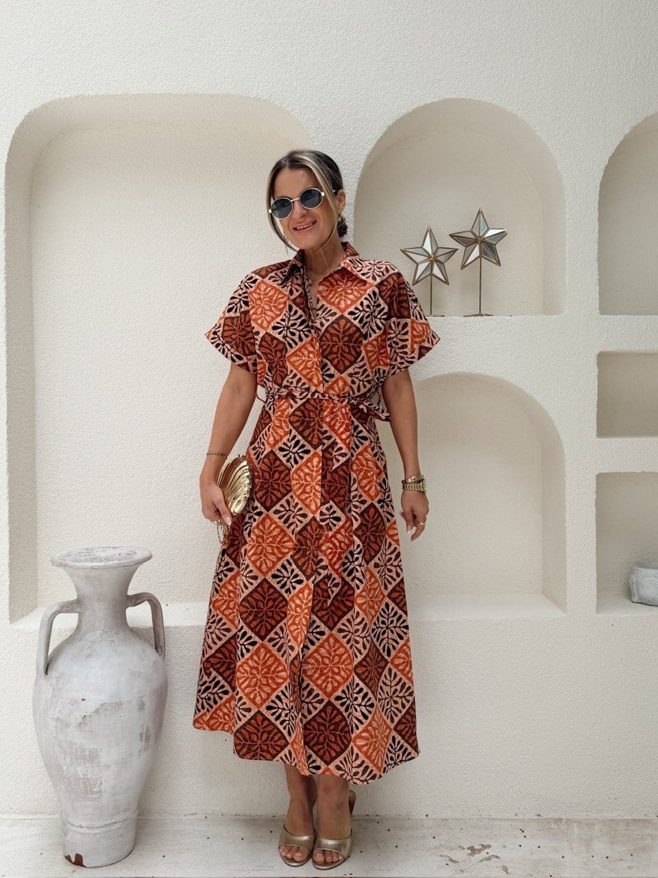 Nişantaşı Butik TURUNC RENK DESENLİ KUSAKLI ELBİSE