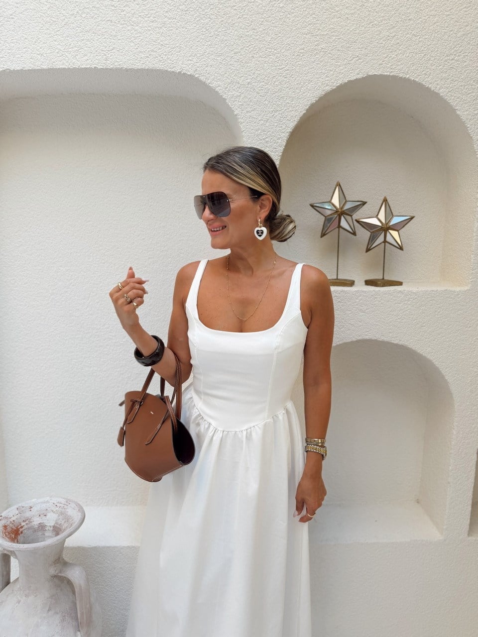 Nişantaşı Butik U YAKA BEL DETAY BEYAZ LİKRALI ELBİSE