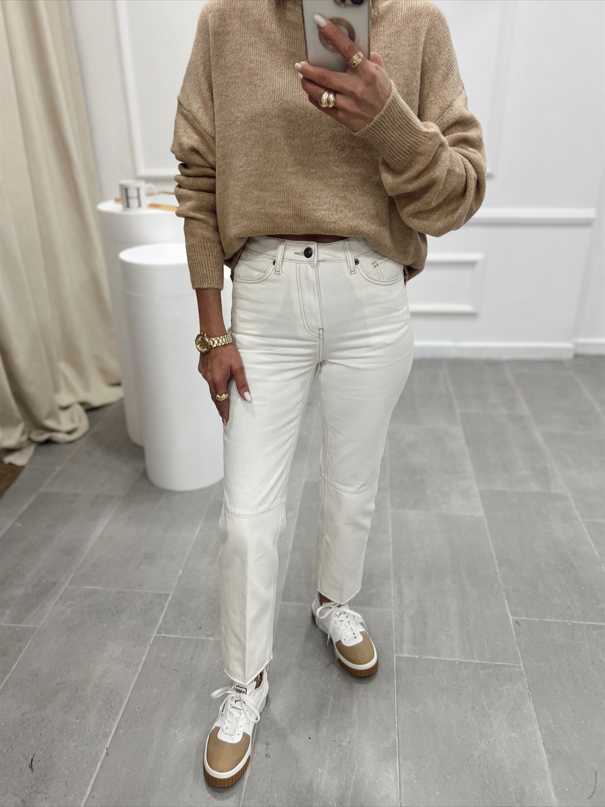 Nişantaşı Butik VİZON DİKİSLİ EKRU MOM JEAN