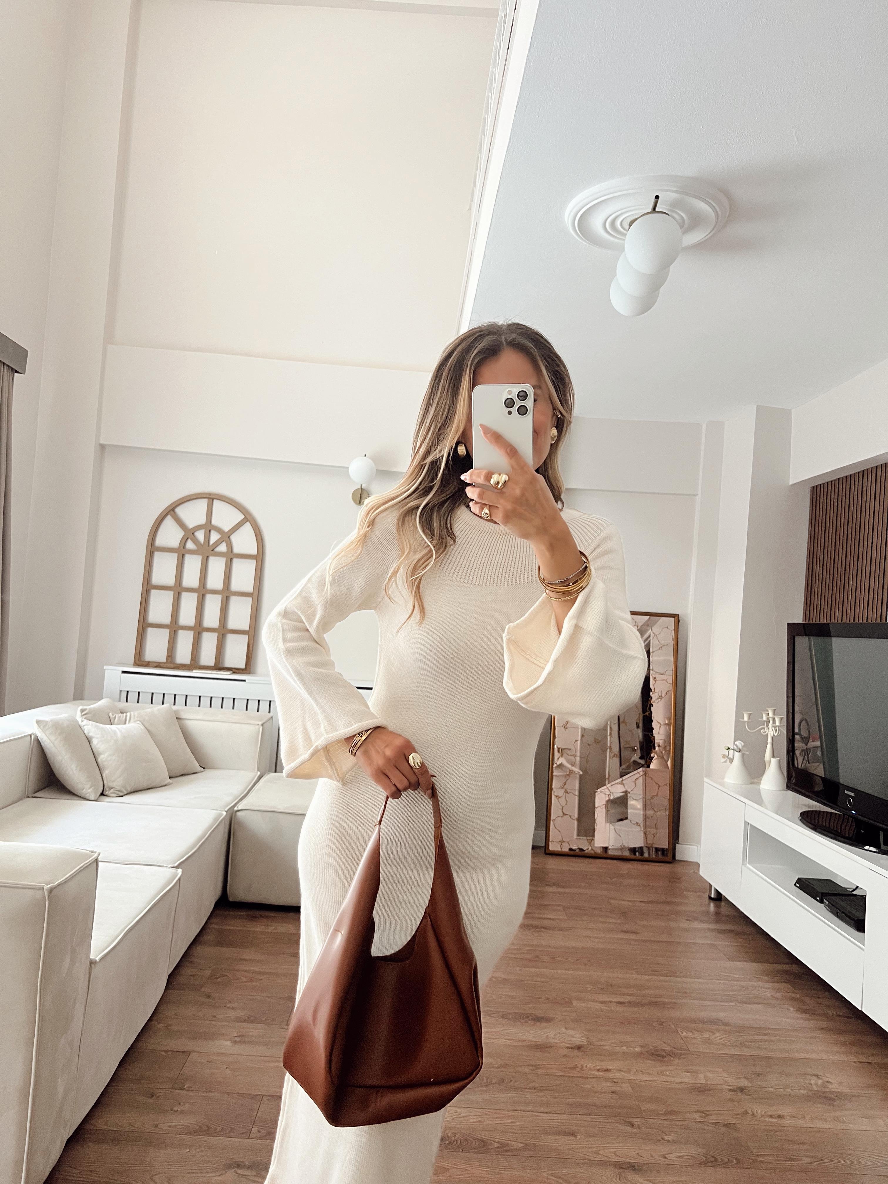 Nişantaşı Butik YAKA KOL DETAY EKRU TRİKO ELBİSE