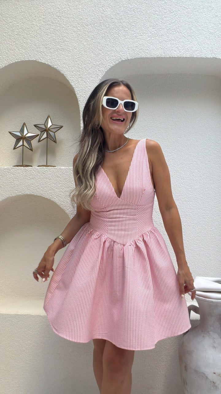 Nişantaşı Butik YAKA VE BEL DETAY PEMBE ÇİZGİLİ ELBİSE