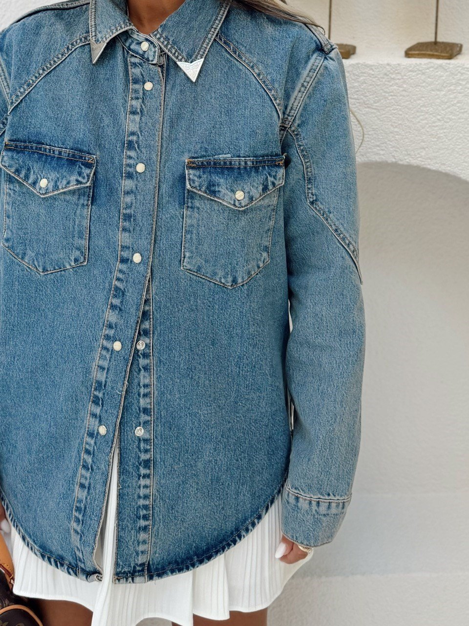 Nişantaşı Butik YAKA VE KOL DETAY YIKAMALI JEAN CEKET&GÖMLEK