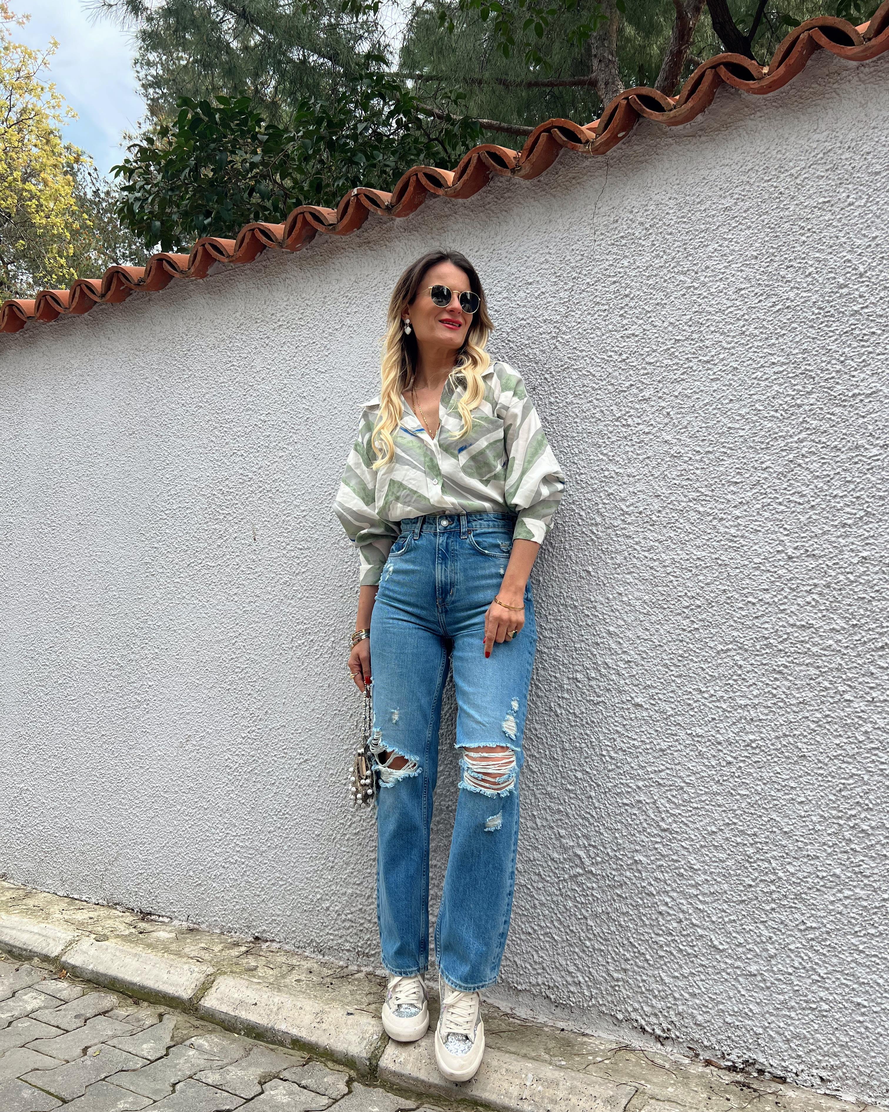 Nişantaşı Butik YIRTIK DETAY STRAİGHT FİT JEAN