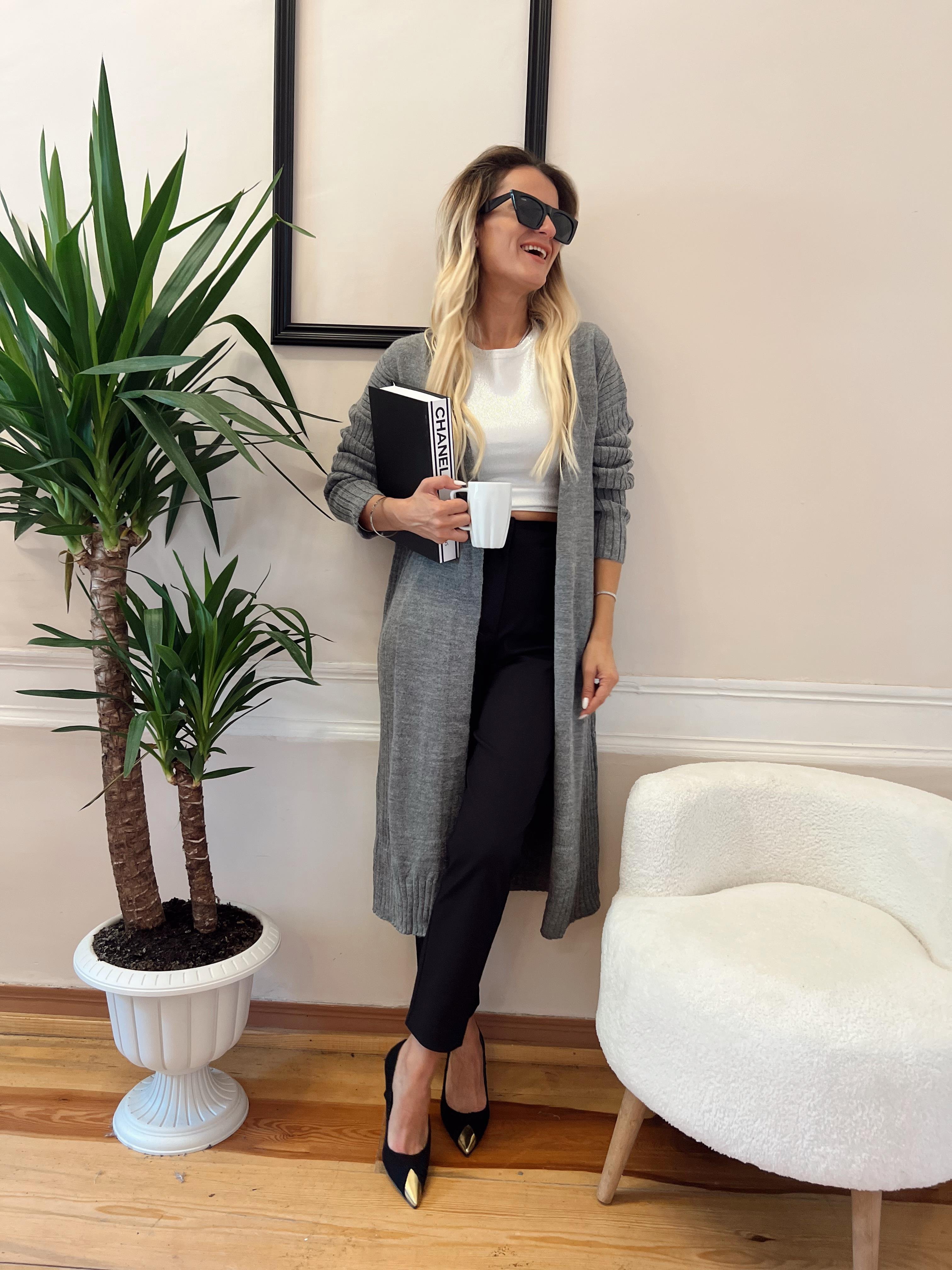 Nişantaşı Butik YIRTMAC DETAY GRİ MİDİ HIRKA