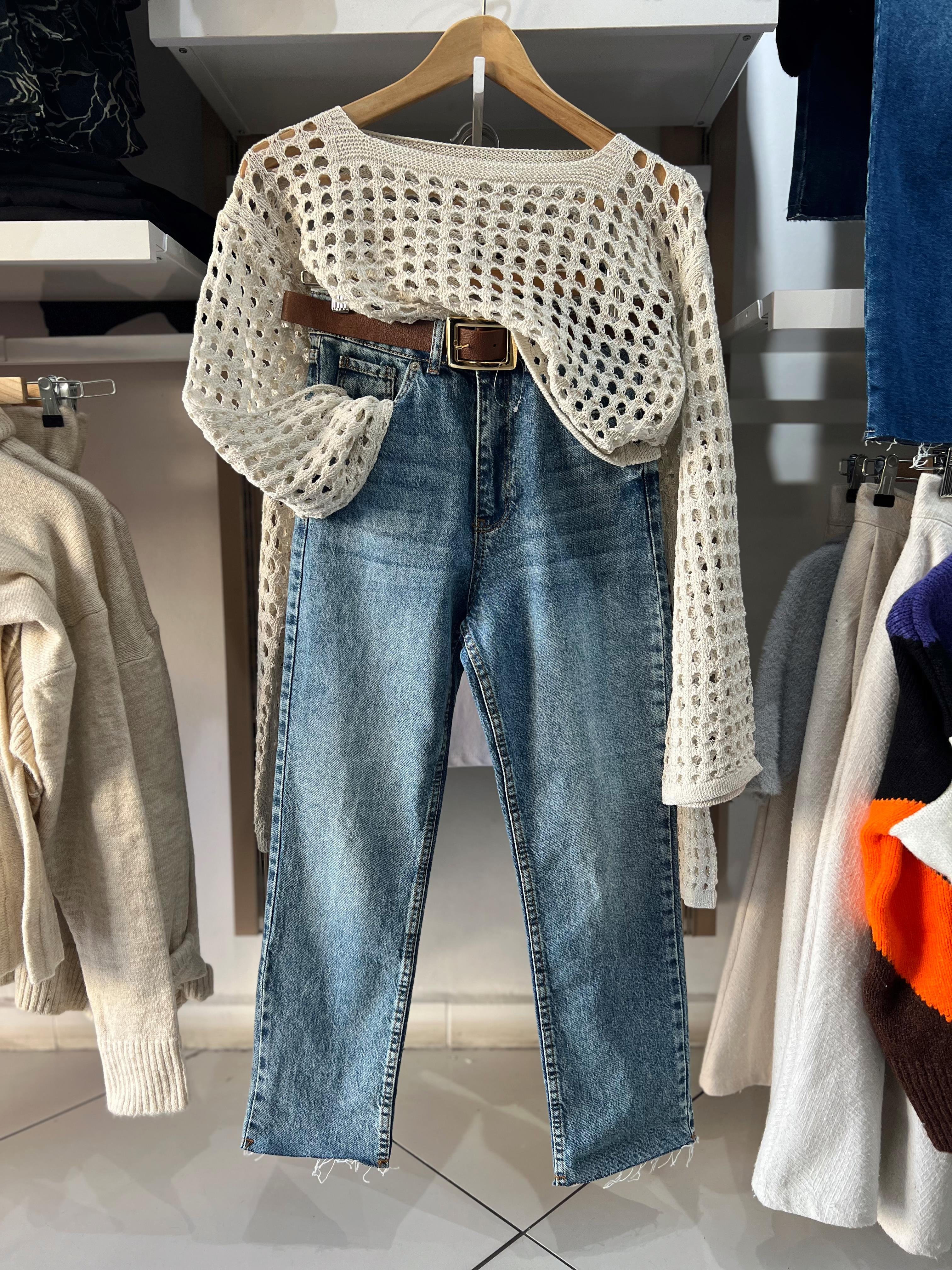 Nişantaşı Butik YÜKSEK BEL KESİK PAÇA YIKAMALI MOMFİT