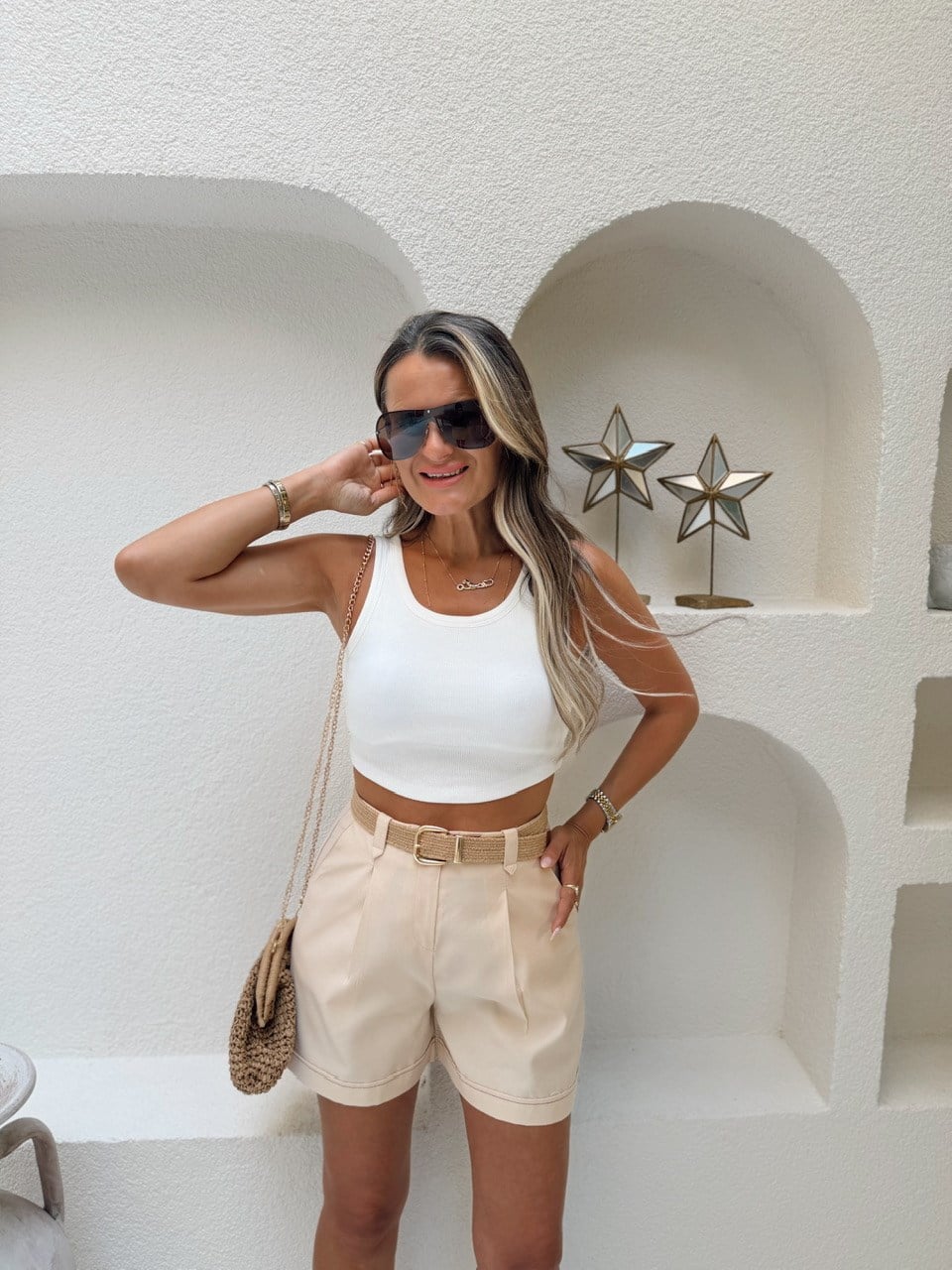 Nişantaşı Butik YÜKSEL BEL KEMERLİ VANİLYA ŞORT