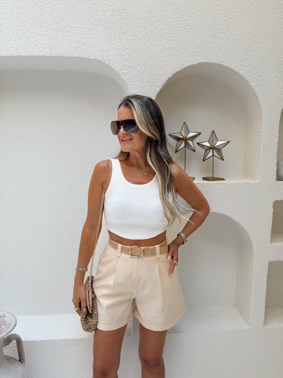 Nişantaşı Butik YÜKSEL BEL KEMERLİ VANİLYA ŞORT