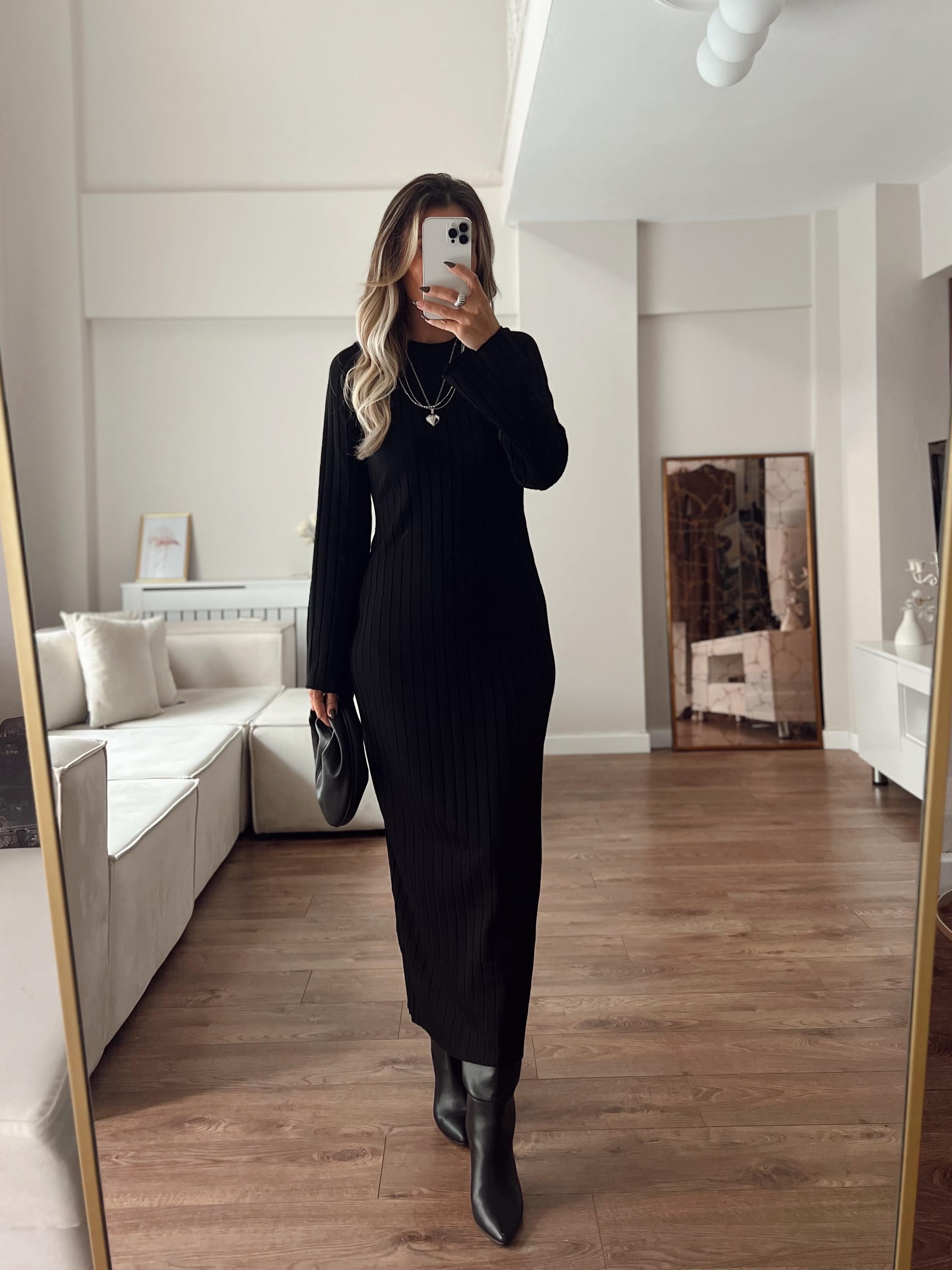Nişantaşı Butik YUVARLAK YAKA SİYAH TRİKO ELBİSE