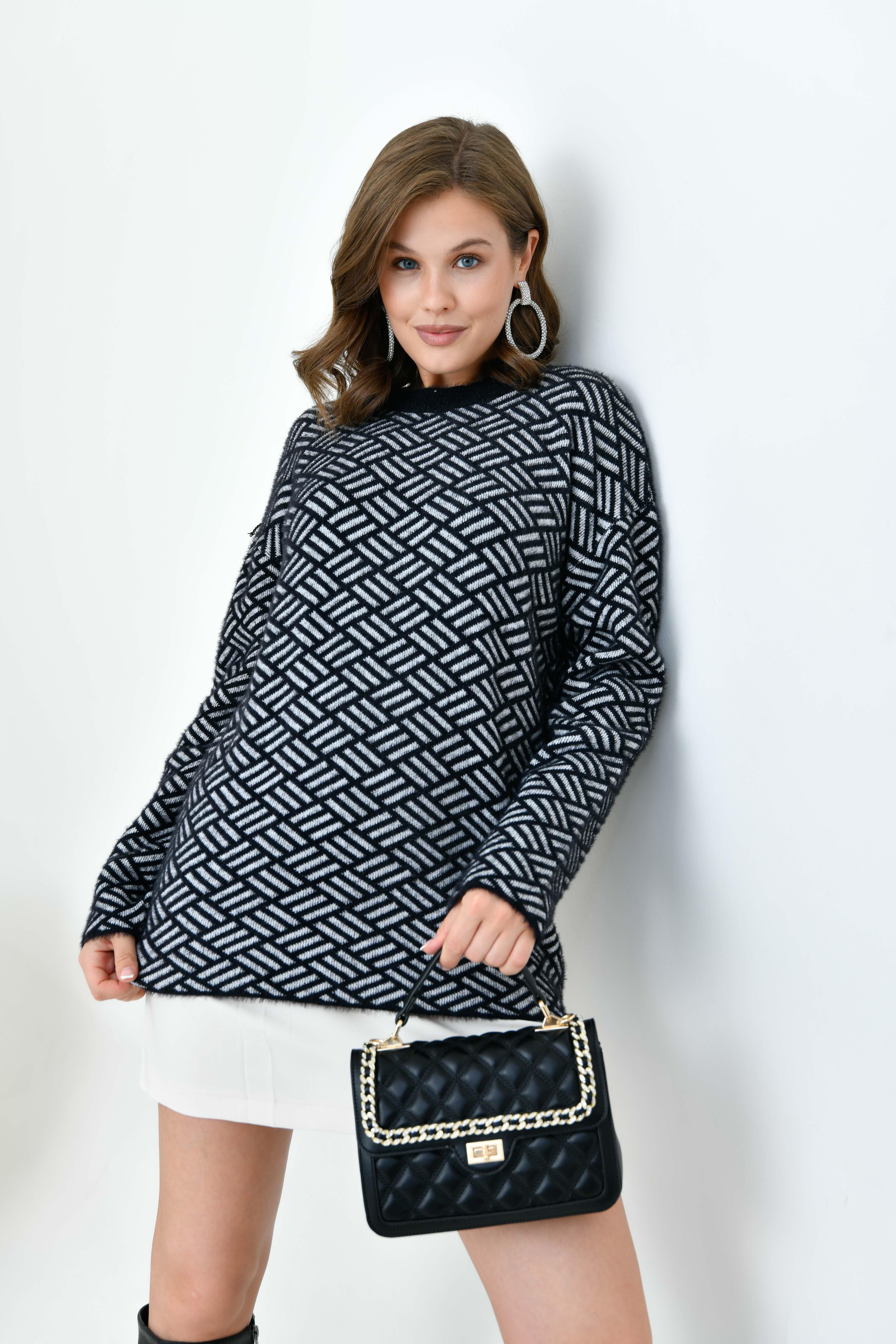 Ftz Kadın Çizgi Detaylı Kazak Siyah 20744