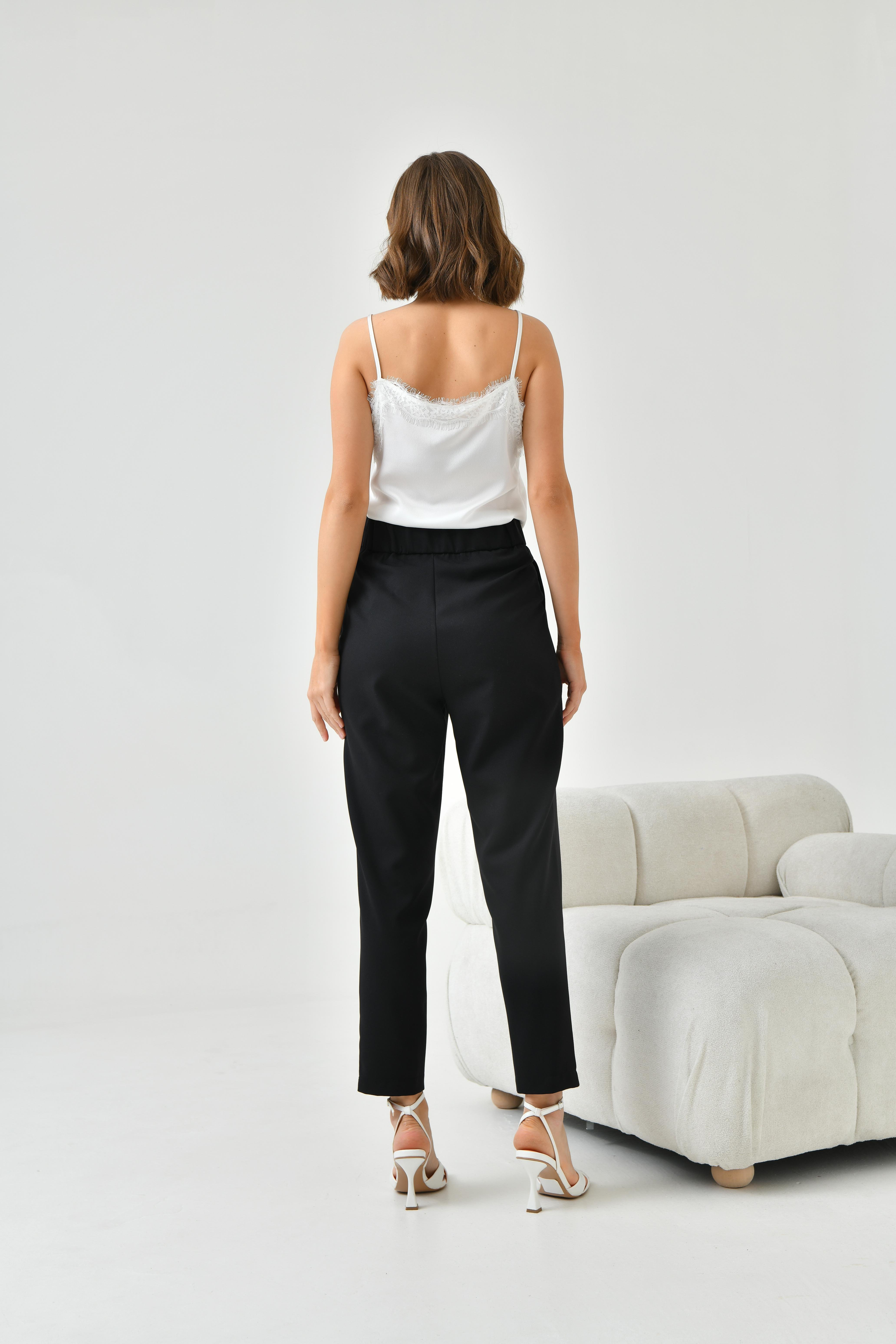 Ftz Women Kadın Lastikli Pleli Dar Paça Pantolon Siyah 30744