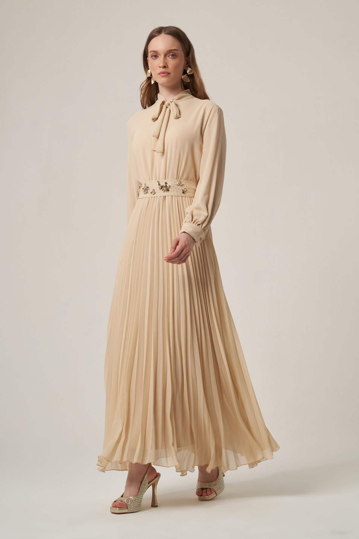 FTZ Women Kadın Şifon Kemer Taşlı Pliseli Elbise  Beige 31406