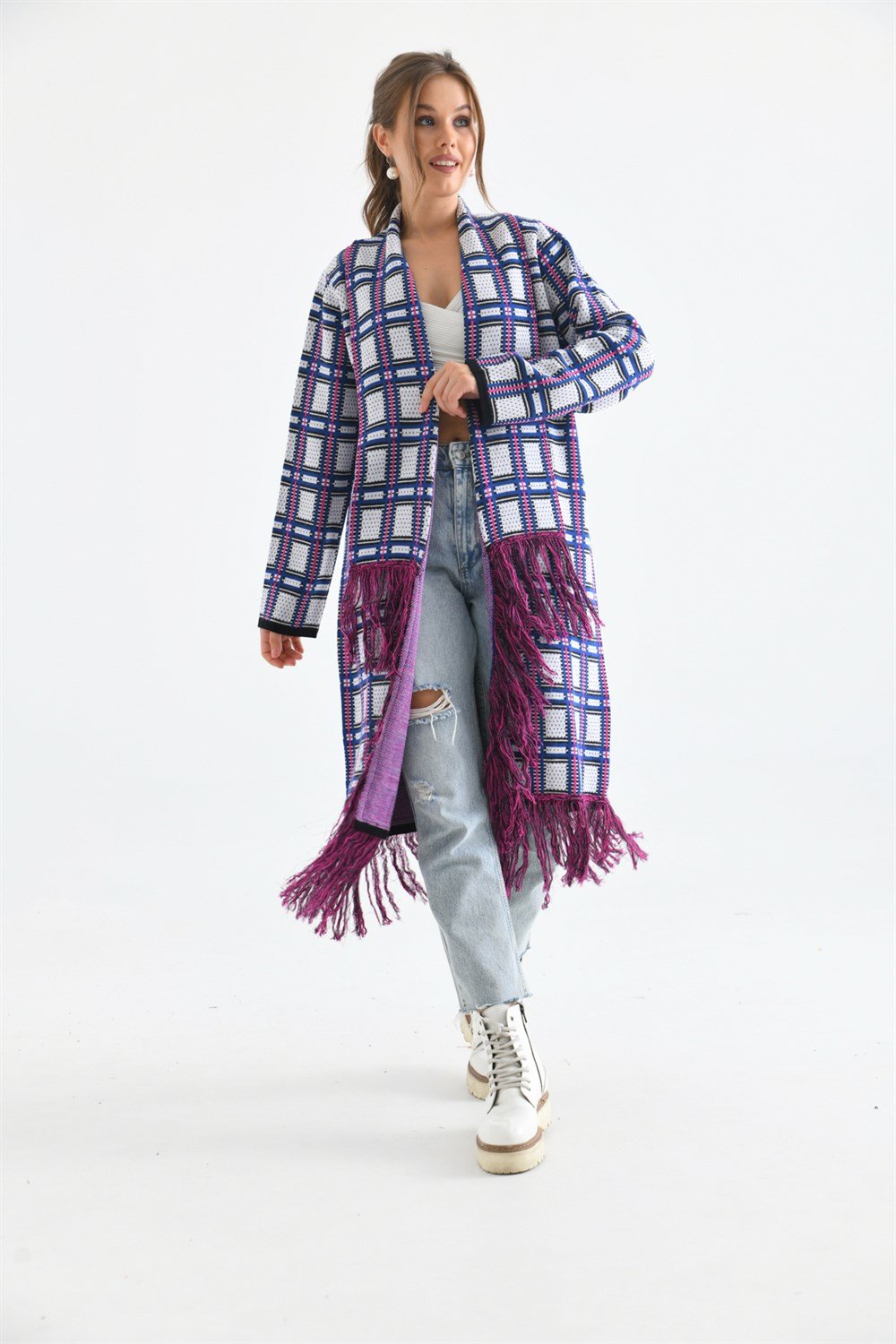 Püskül Detaylı Giy-Çık SİYAH