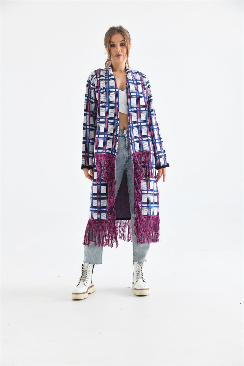 Püskül Detaylı Giy-Çık SİYAH