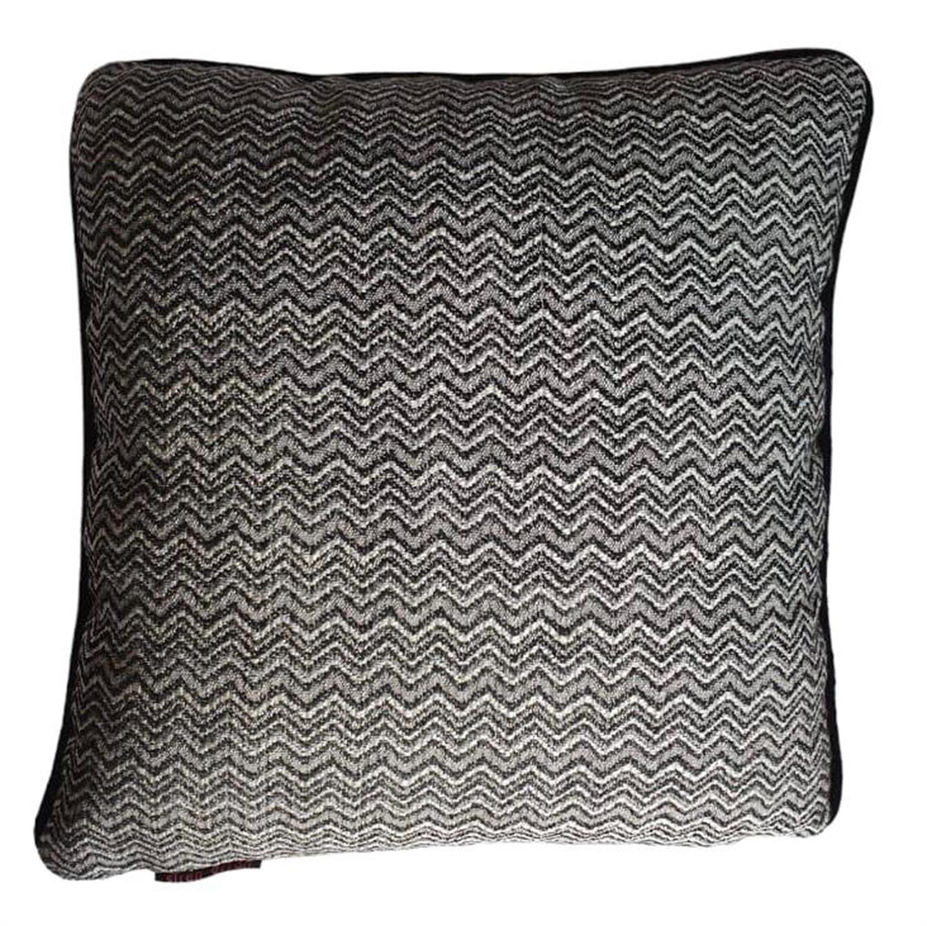 Çift Taraflı Kare Yastık