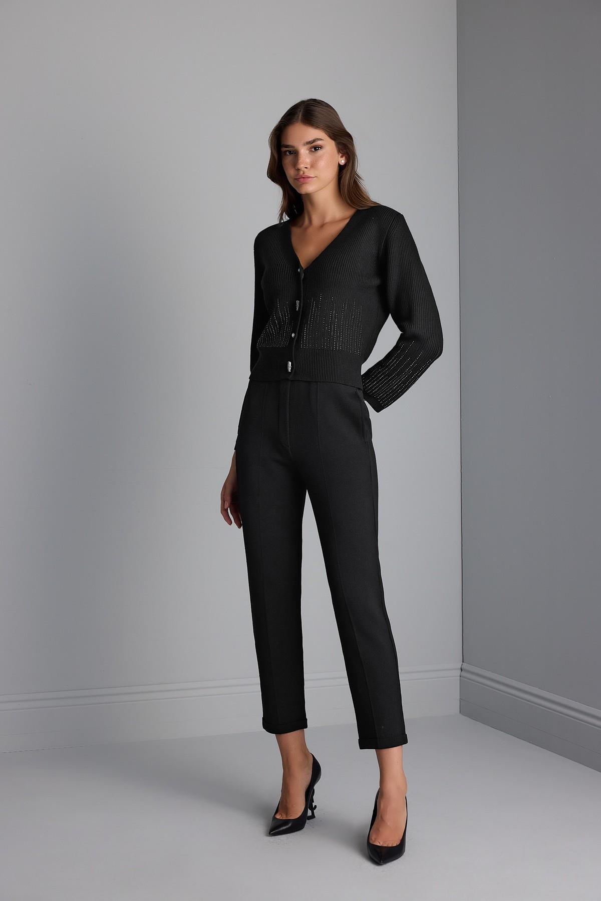 Dikiş Detaylı Duble Paça Siyah Triko Pantolon