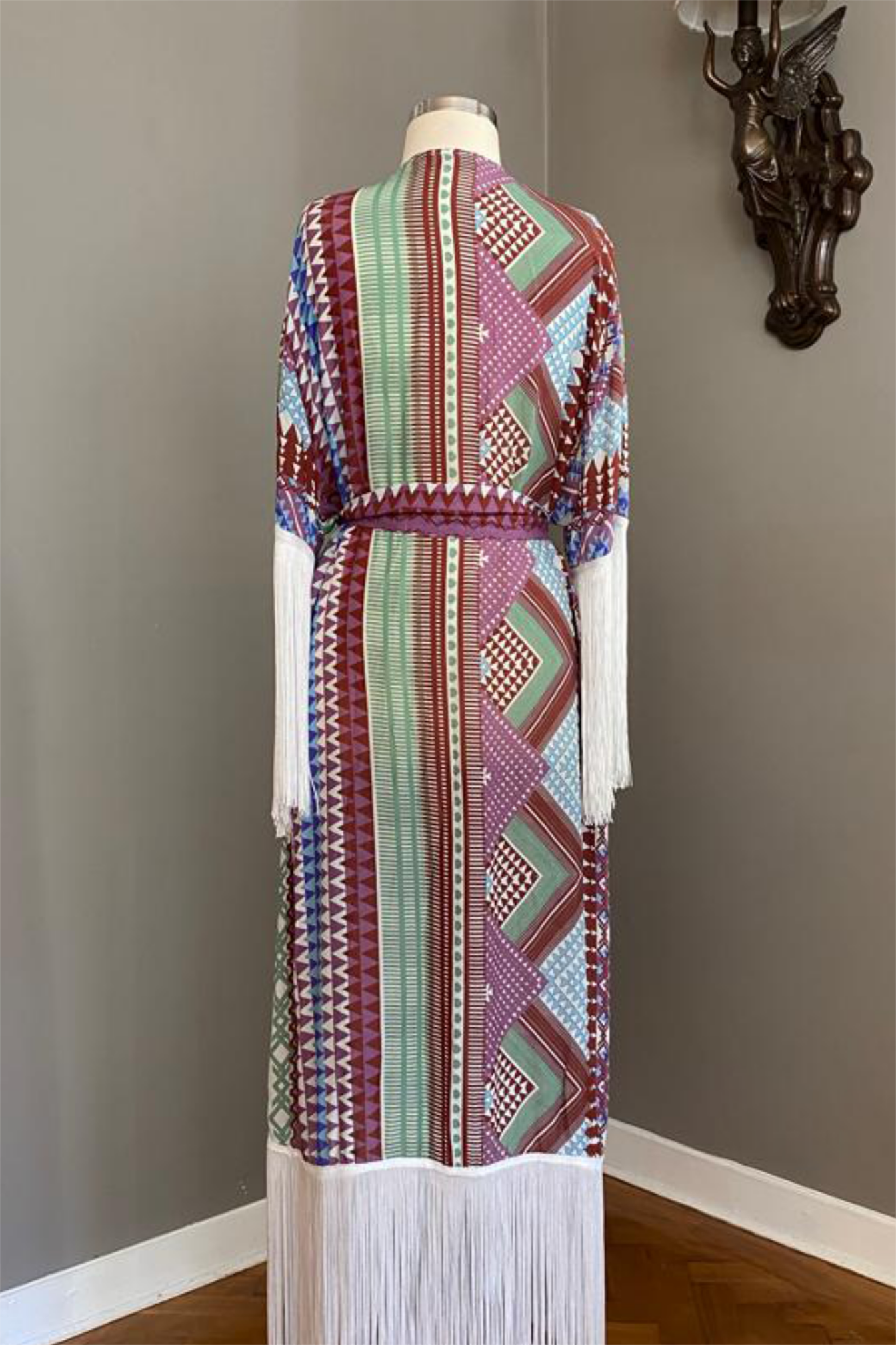 Geometrik Desenli Püsküllü Kimono