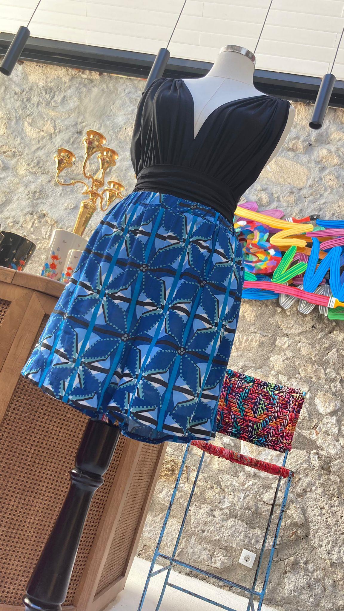 KRİSTAL DESENLİ MAVİ ŞORT