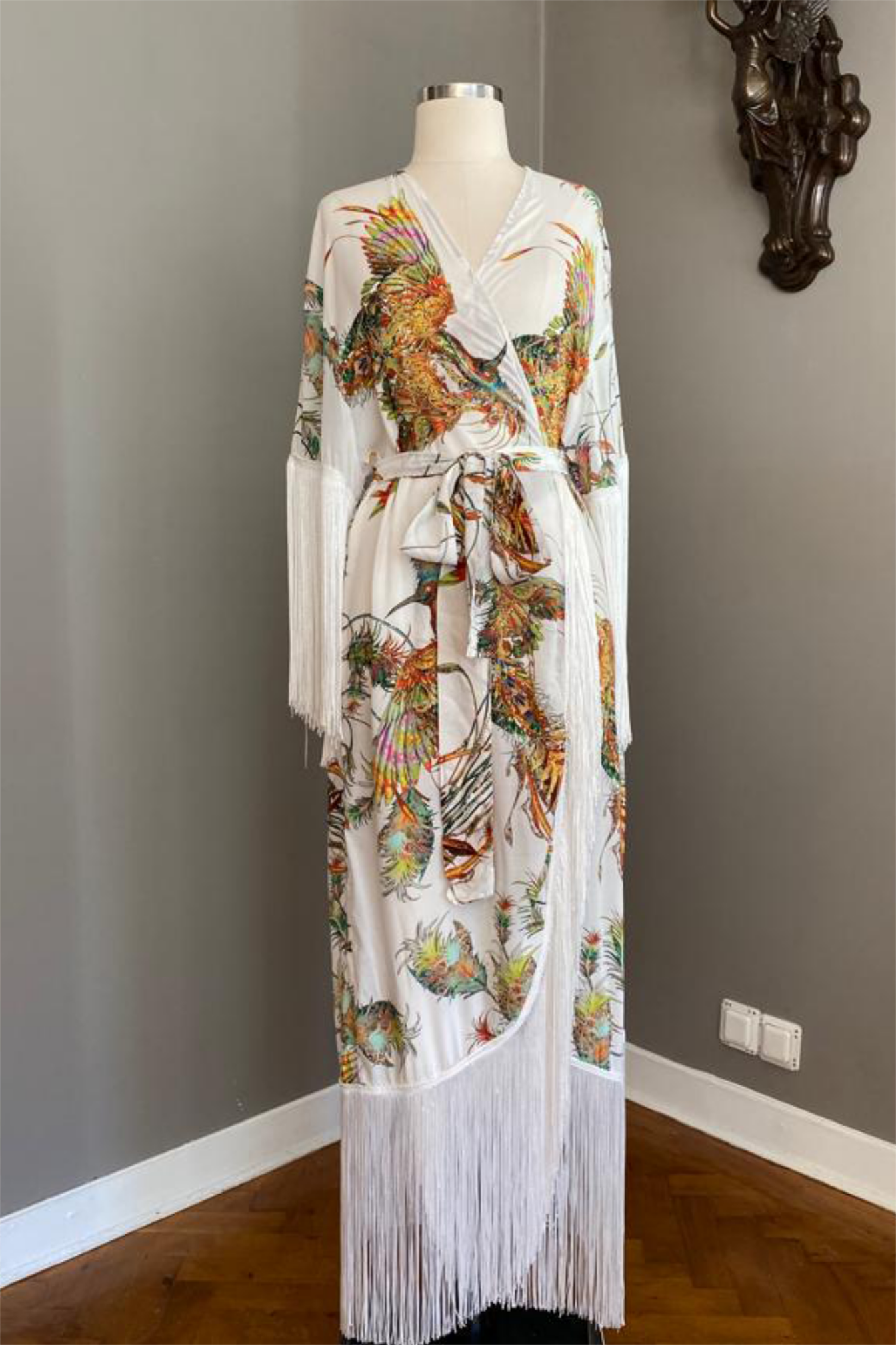 Kuş Desenli Püsküllü Kimono