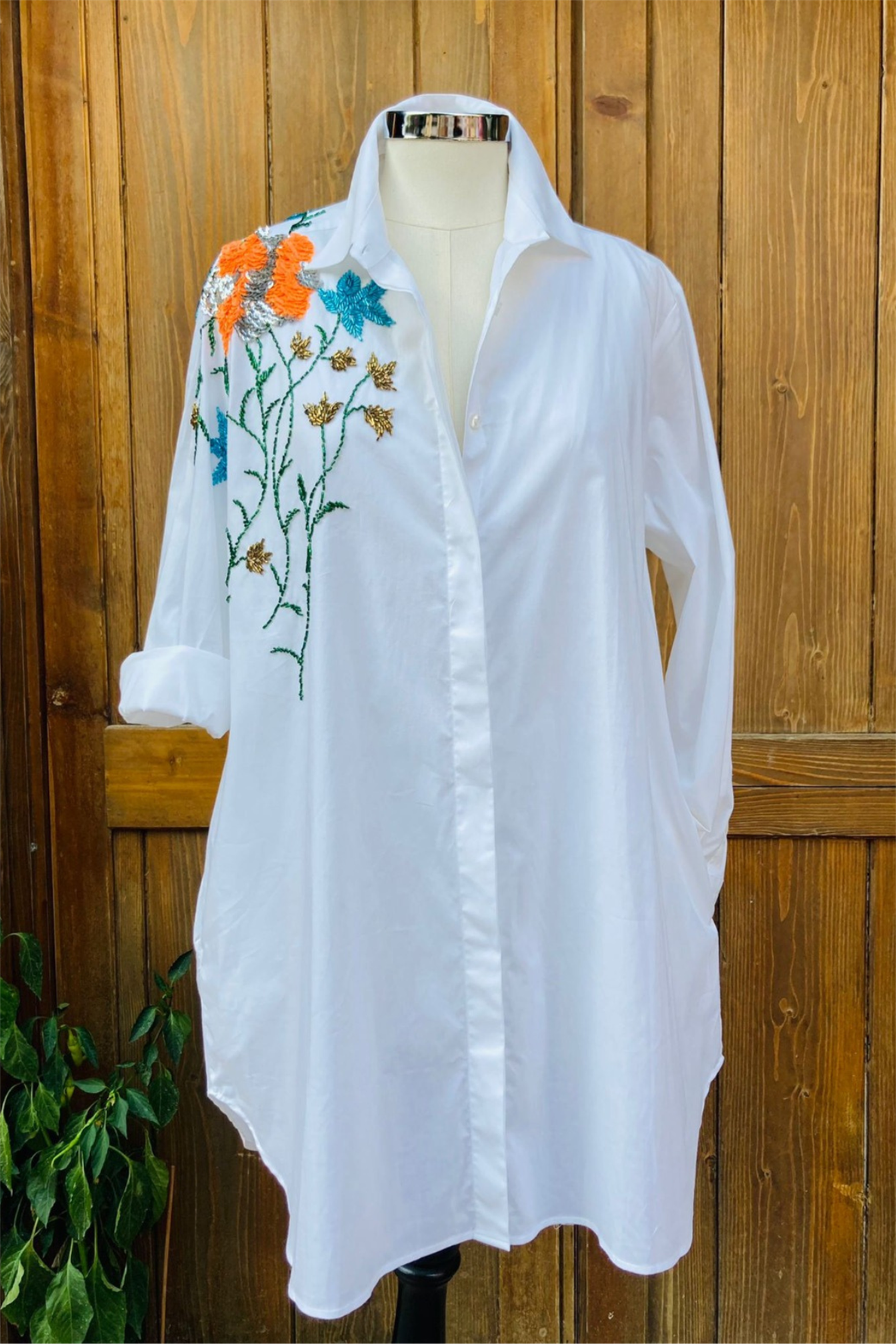 SEI Embroidered White Shirt