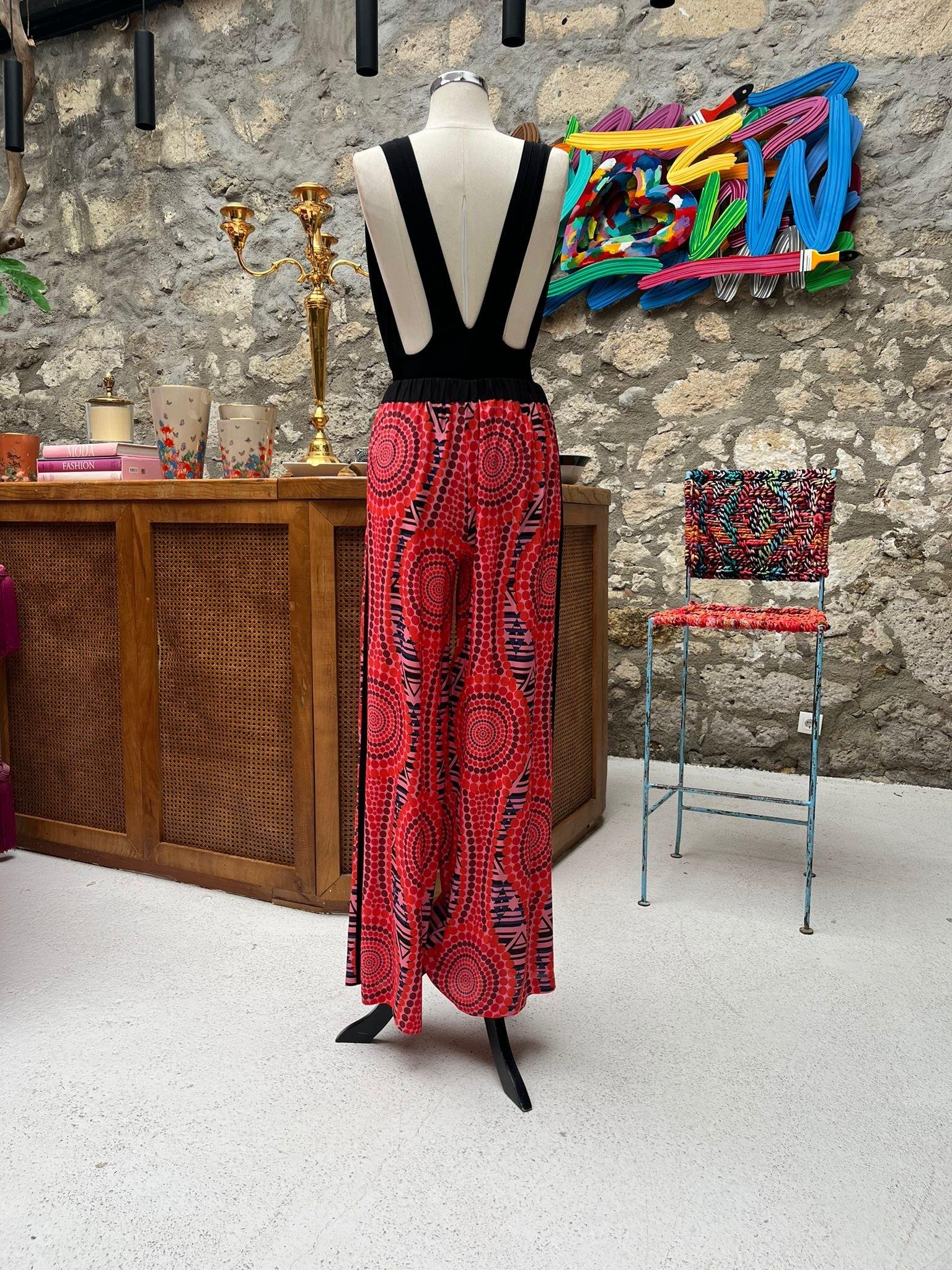 Şerit Detaylı Pantolon