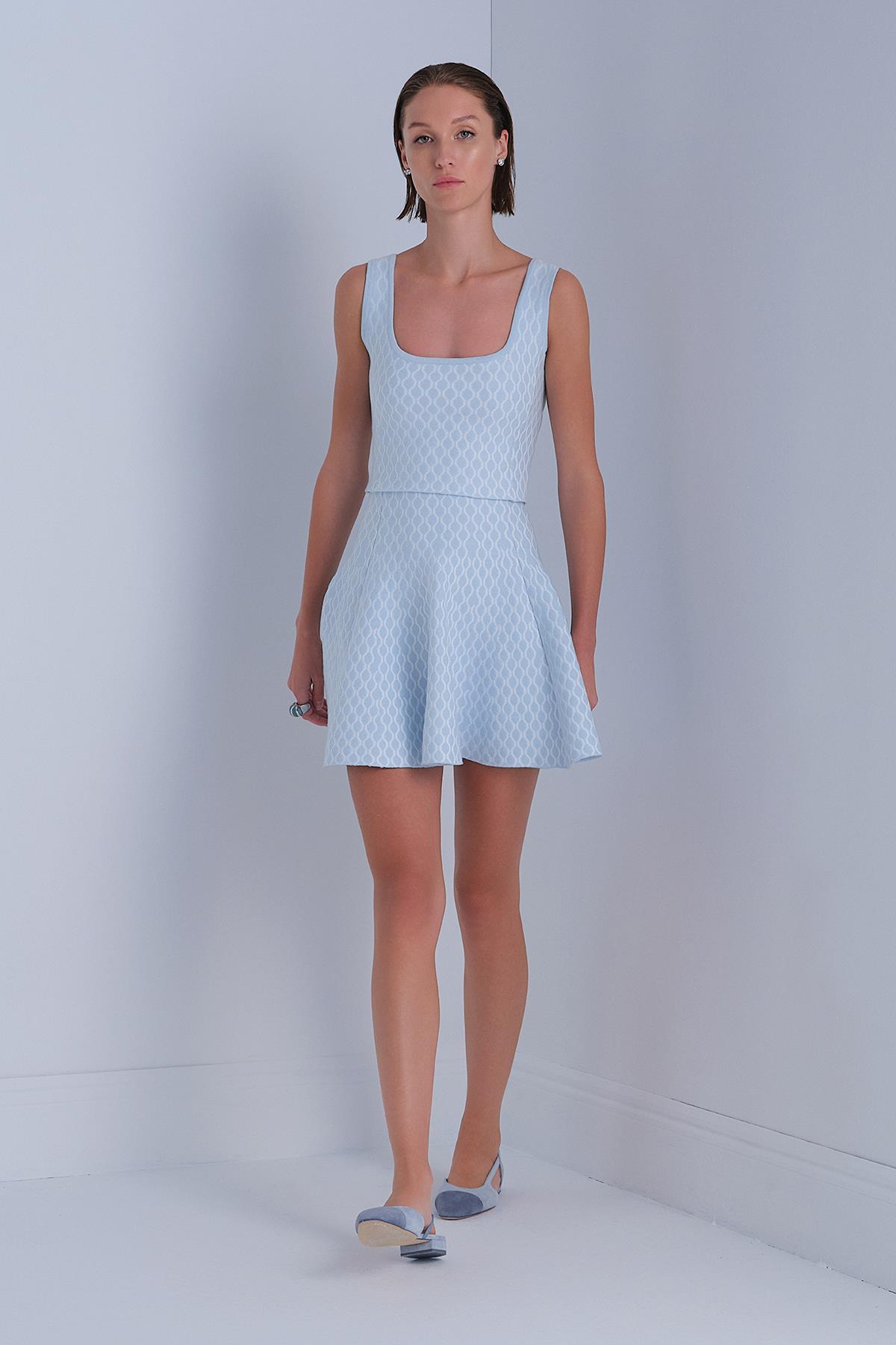 U Yaka Desenli Mavi Crop Top
