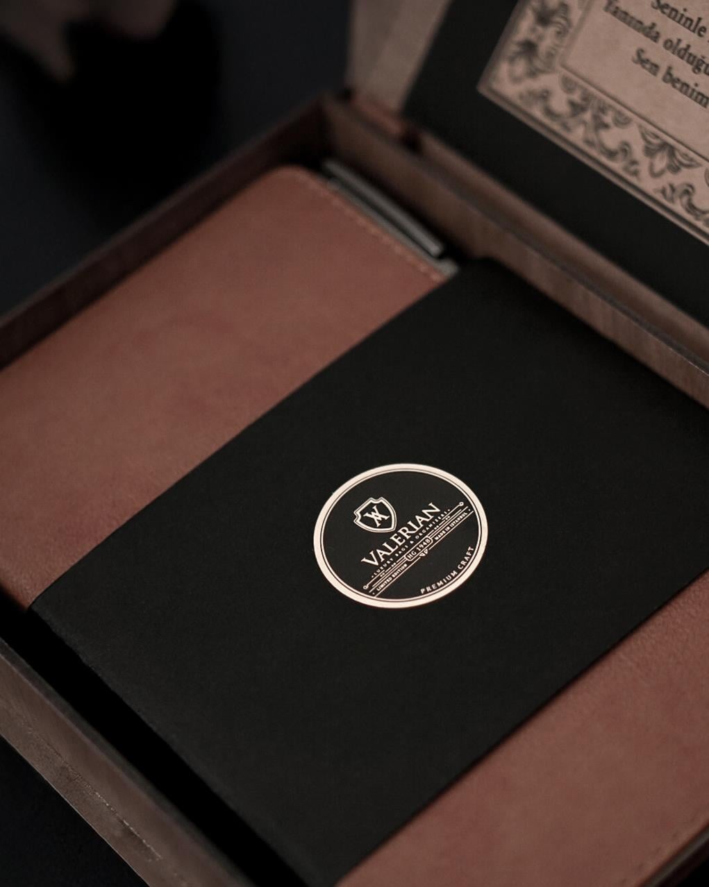 Kişiye Özel Ahşap Kutulu Defter Hediye Seti - Private Prestige Collection