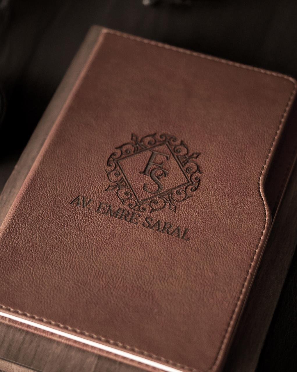 Kişiye Özel Ahşap Kutulu Defter Hediye Seti - Private Prestige Collection