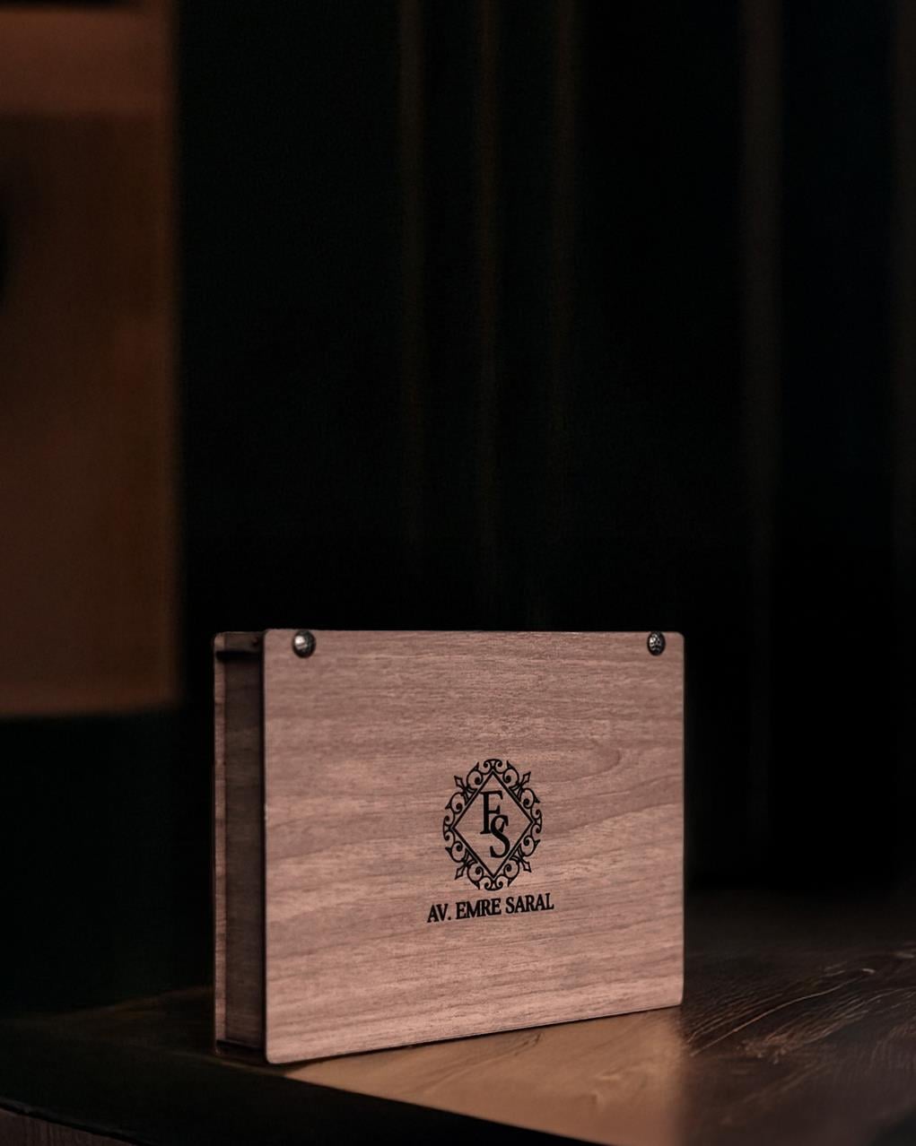 Kişiye Özel Ahşap Kutulu Defter Hediye Seti - Private Prestige Collection