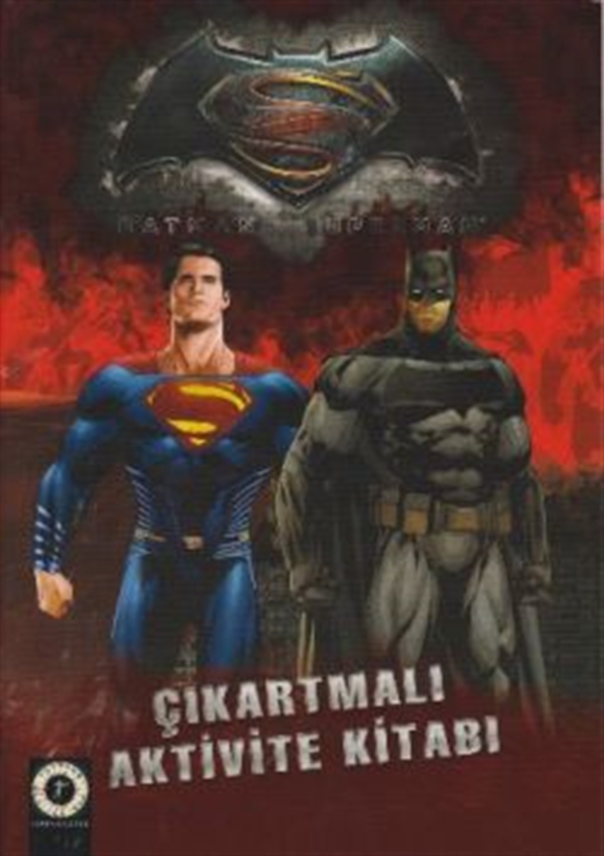 Batman Süperman Çıkartmalı Aktivite Kitabı