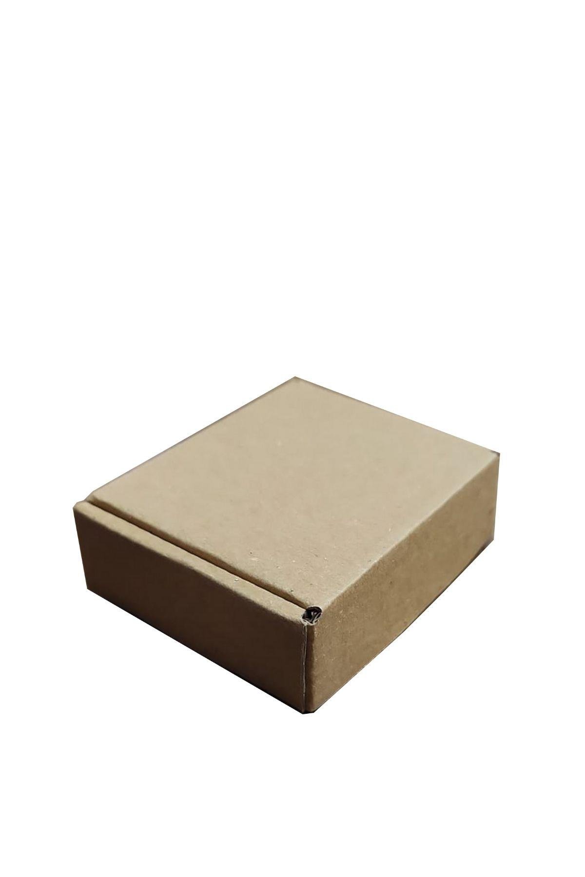 8x6x2,3 KAPAKLI KUTU