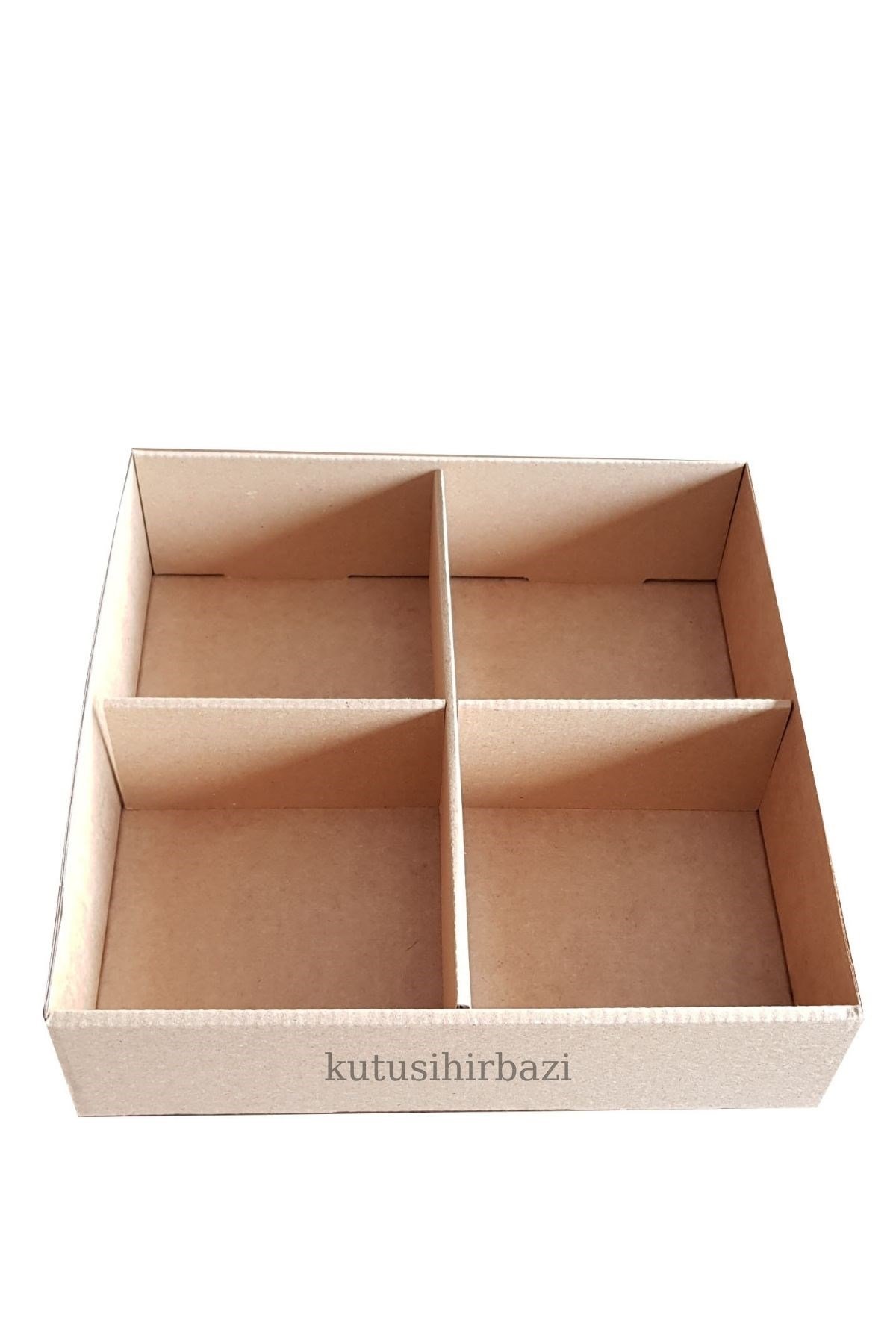 SEPERATÖRLÜ 23x23x6 KALP KAPAKKUTU